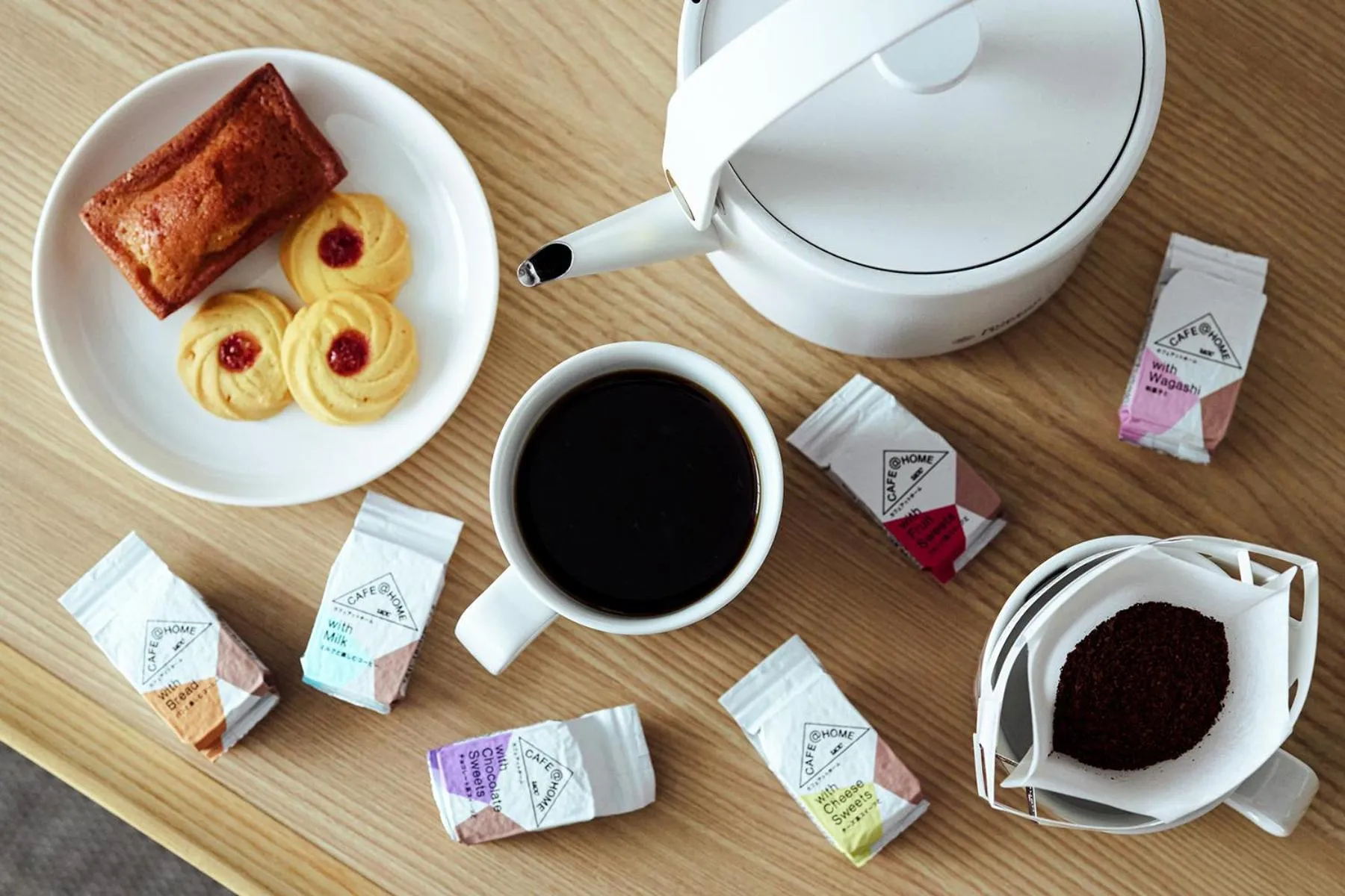 Photo of the whole room in OMO3 Tokyo Akasaka by Hoshino Resort