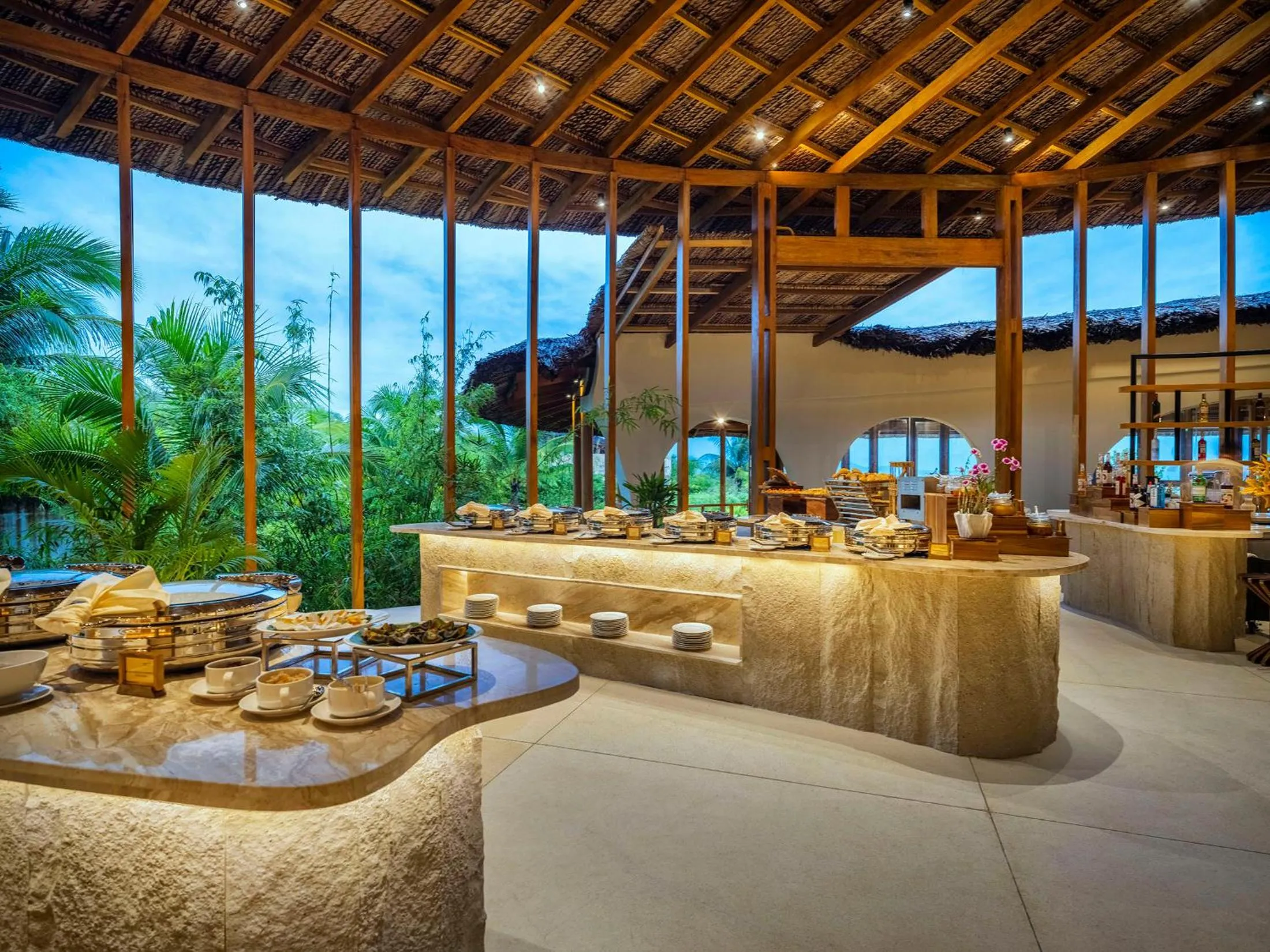 Restaurant/places to eat in Ana Mandara Cam Ranh