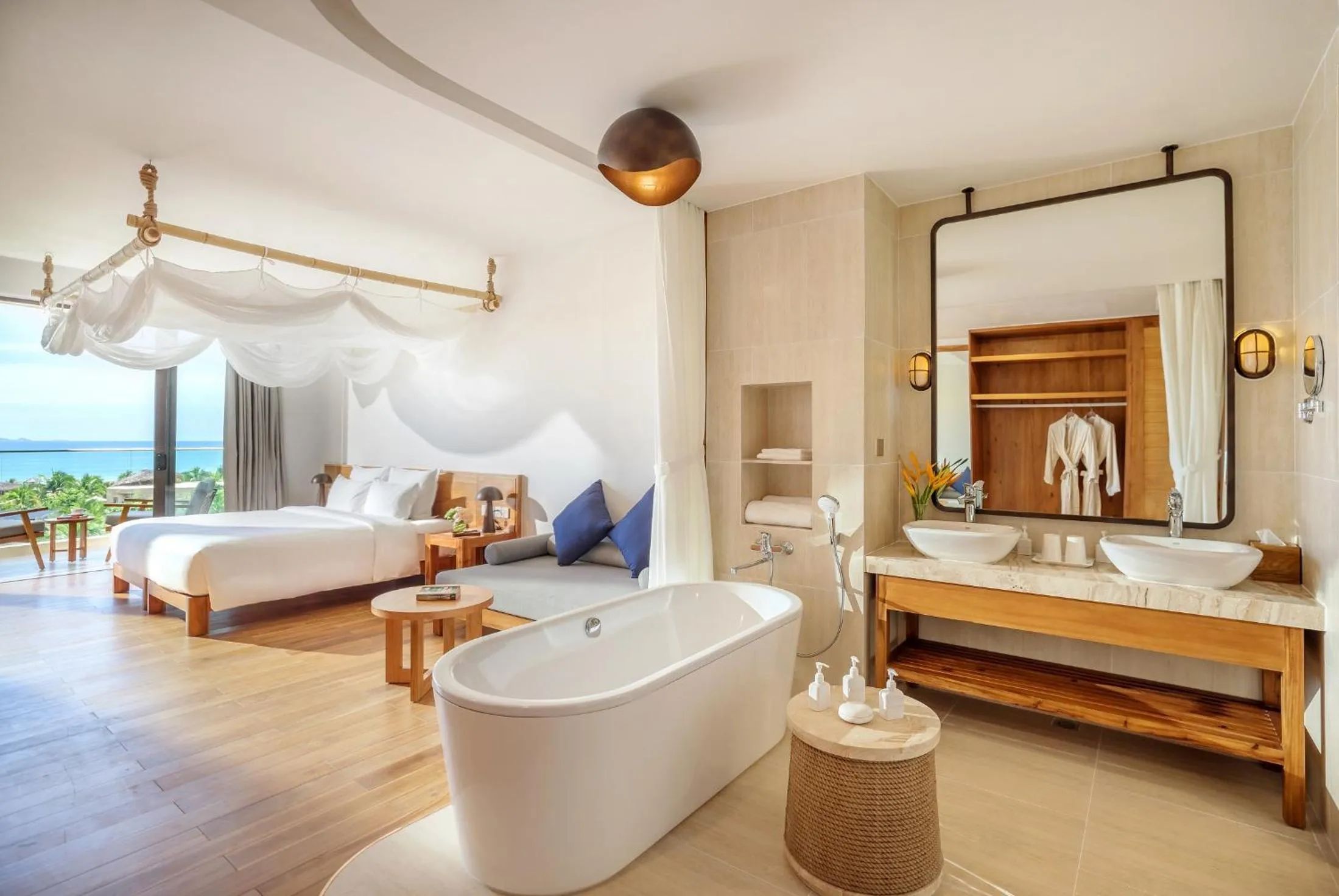 Bedroom, Bed in Ana Mandara Cam Ranh