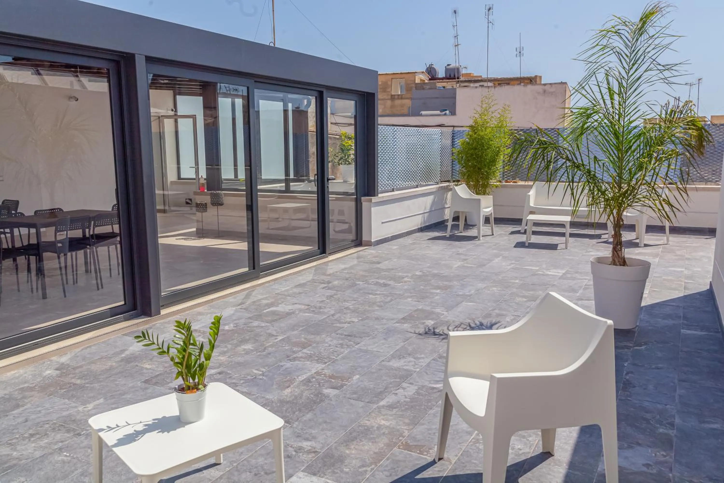 Solarium in Isgrò Rooms