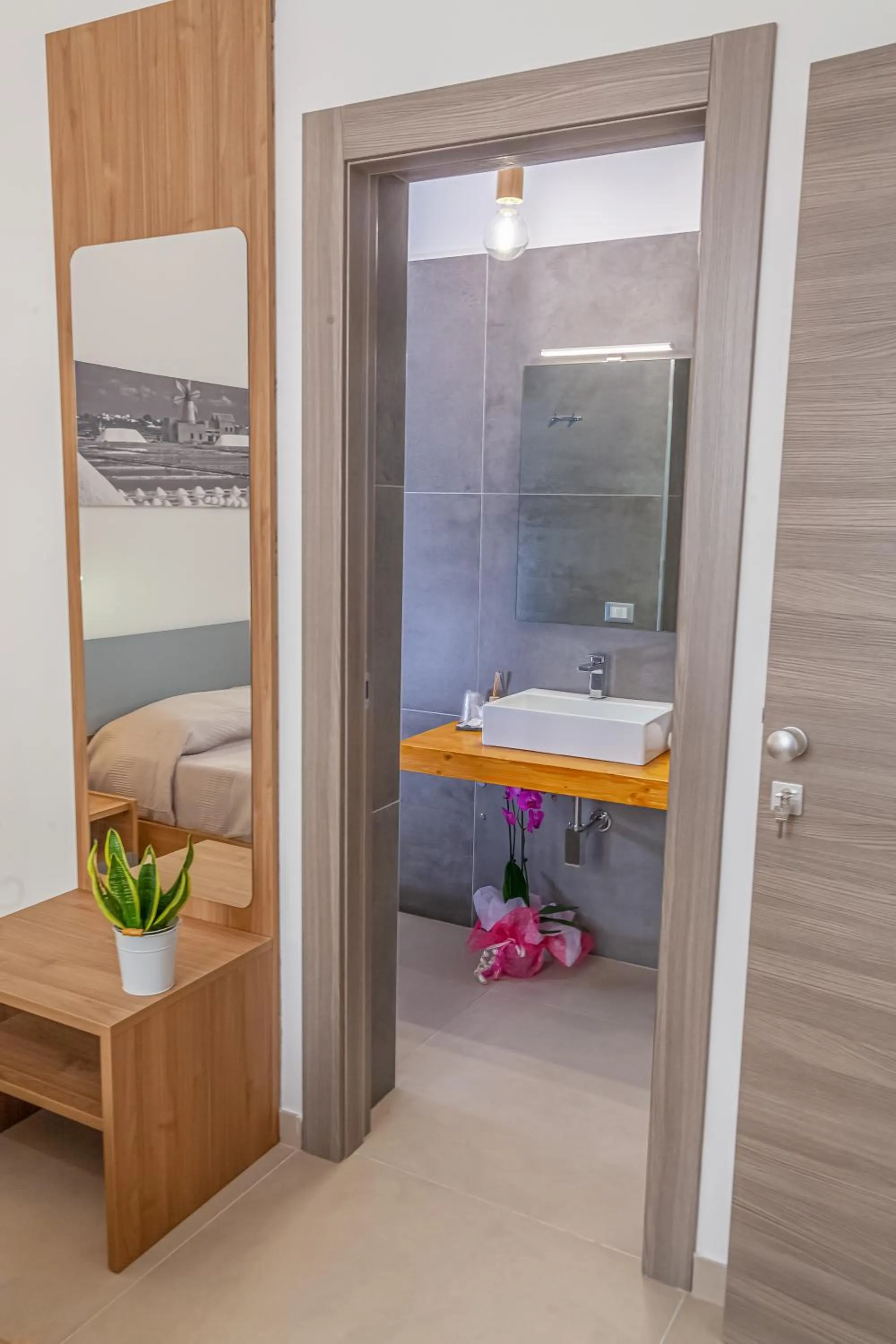 Bathroom in Isgrò Rooms