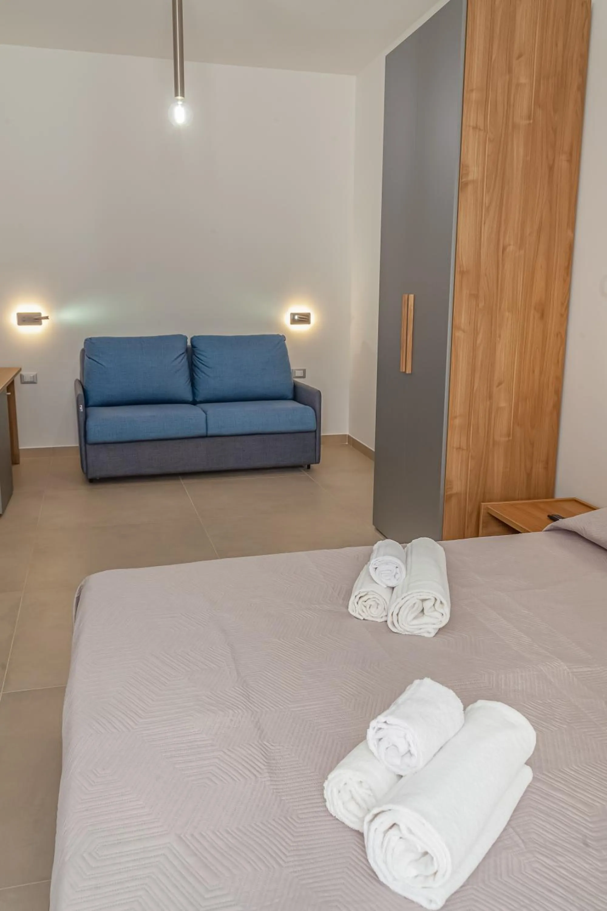 Bedroom, Bed in Isgrò Rooms