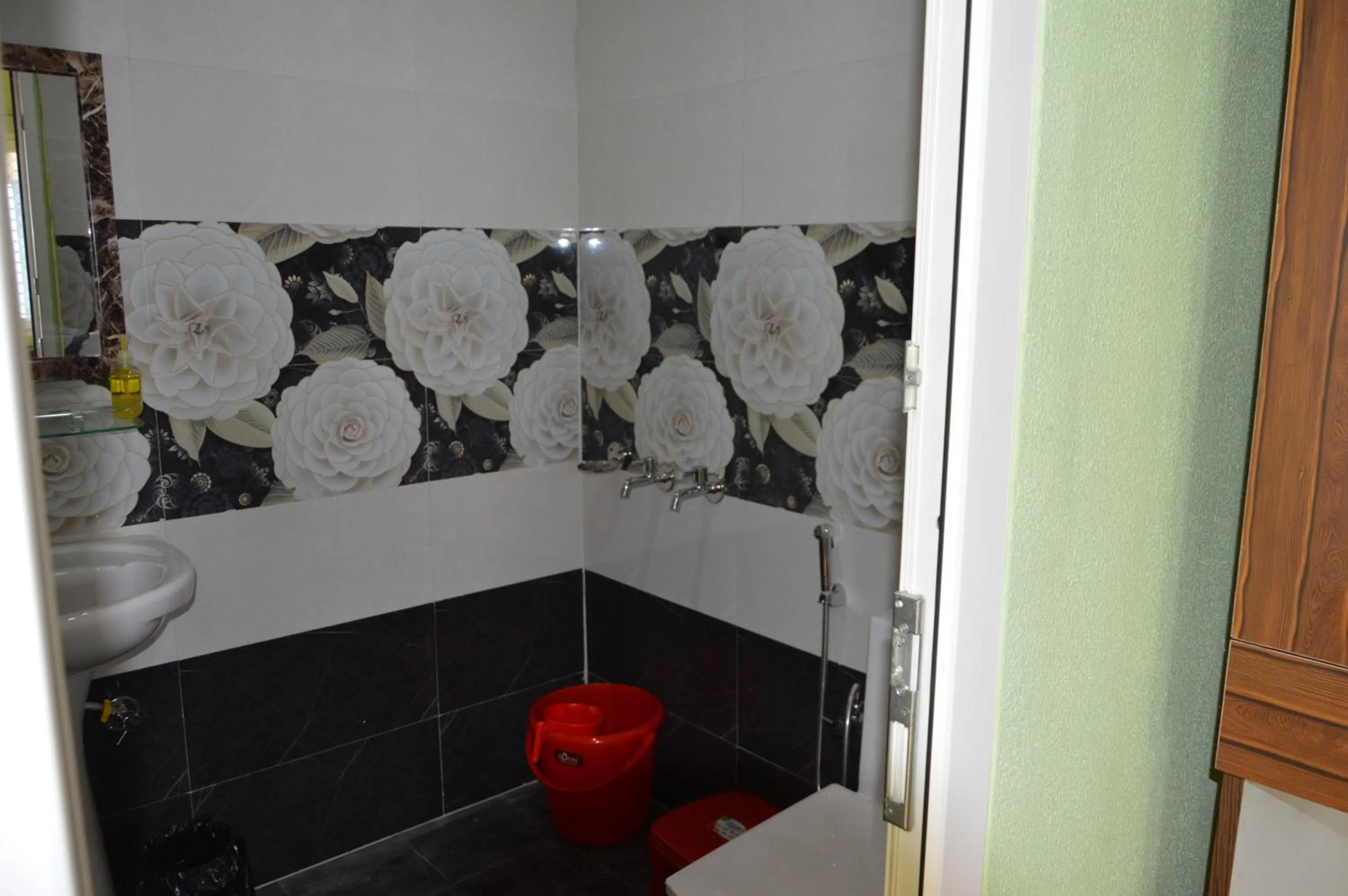 Upvan Guest House and Residence