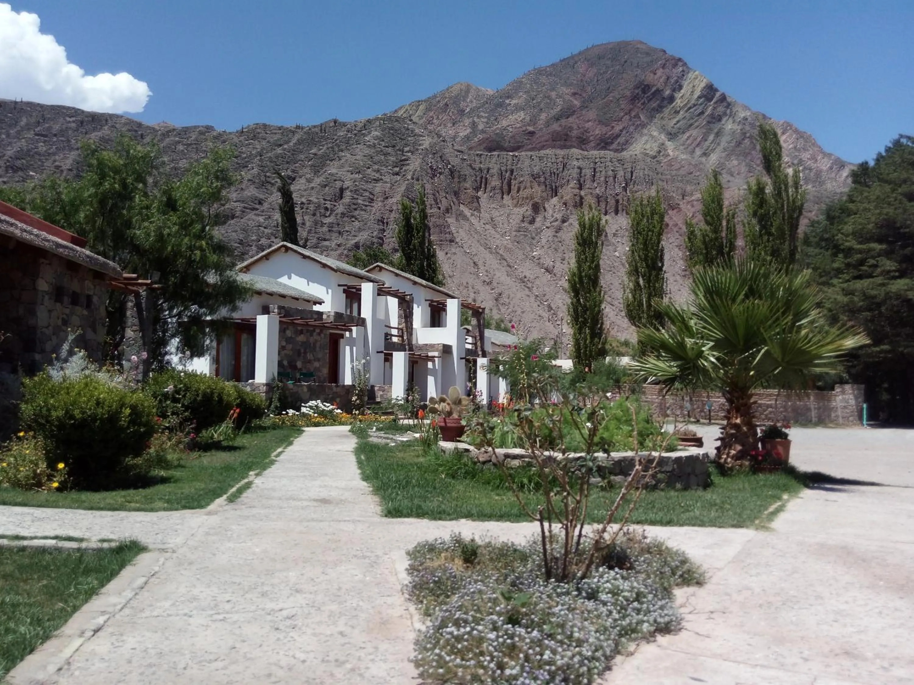 Facade/entrance in El Refugio de Coquena