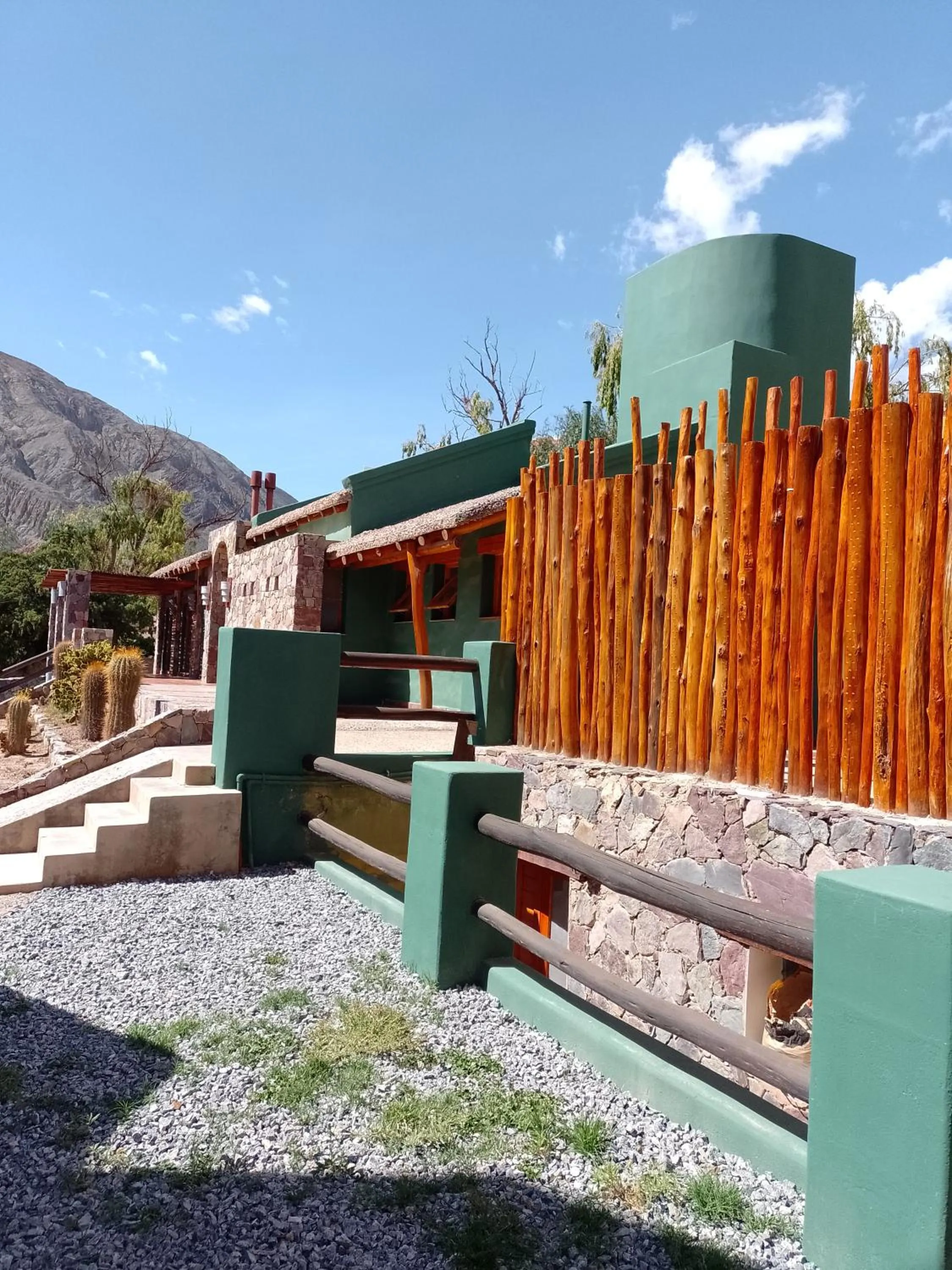 Property building in El Refugio de Coquena