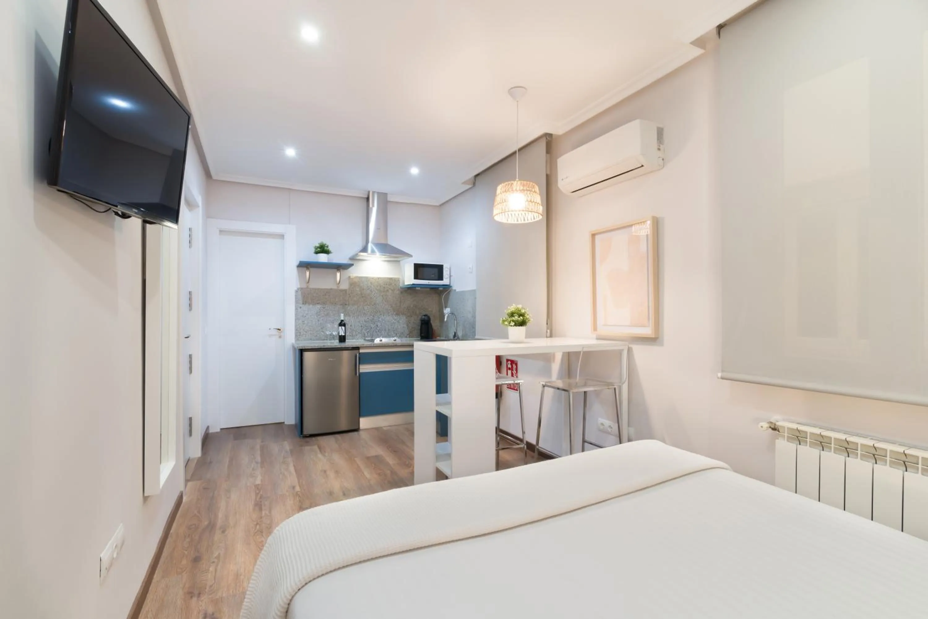 Bedroom, Bed in Roisa Centro