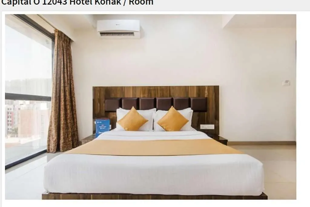 Bed in THE BEST HOTEL MUMBAI