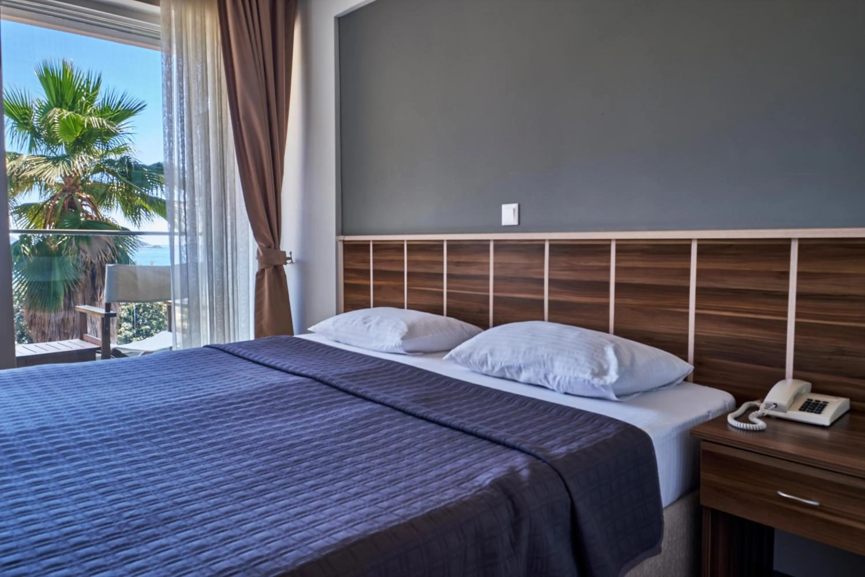 Photo of the whole room, Bed in Aquarius Hotel