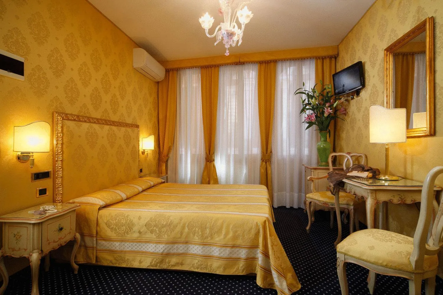 Bed in Hotel Castello
