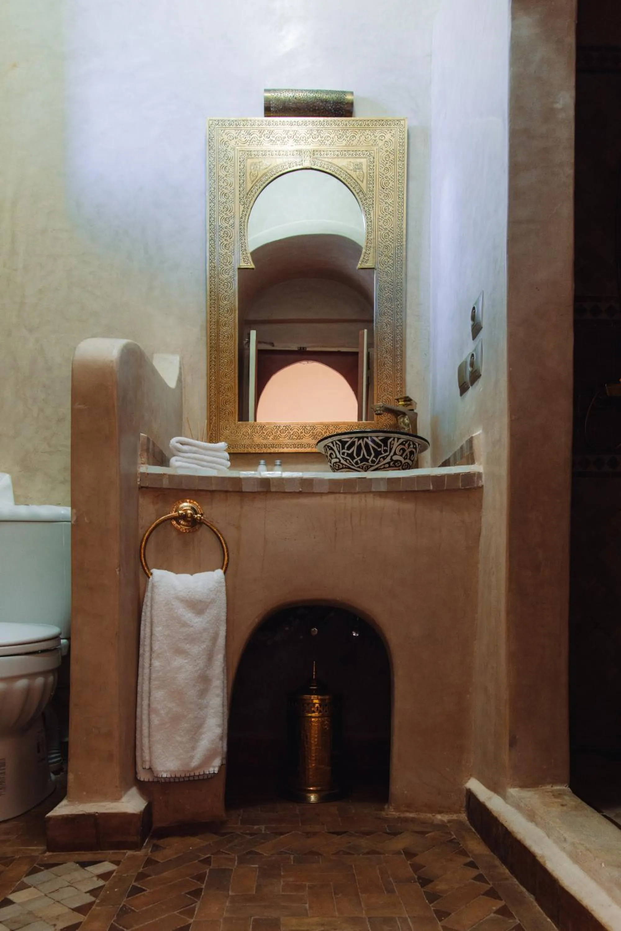 Bathroom in Riad Ksar Al Amal & Spa