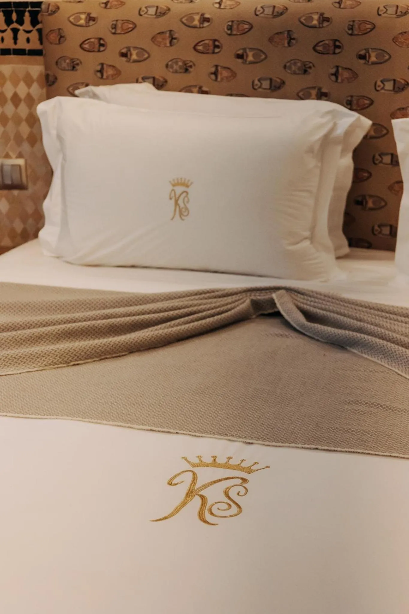 Bed in Riad Ksar Al Amal & Spa