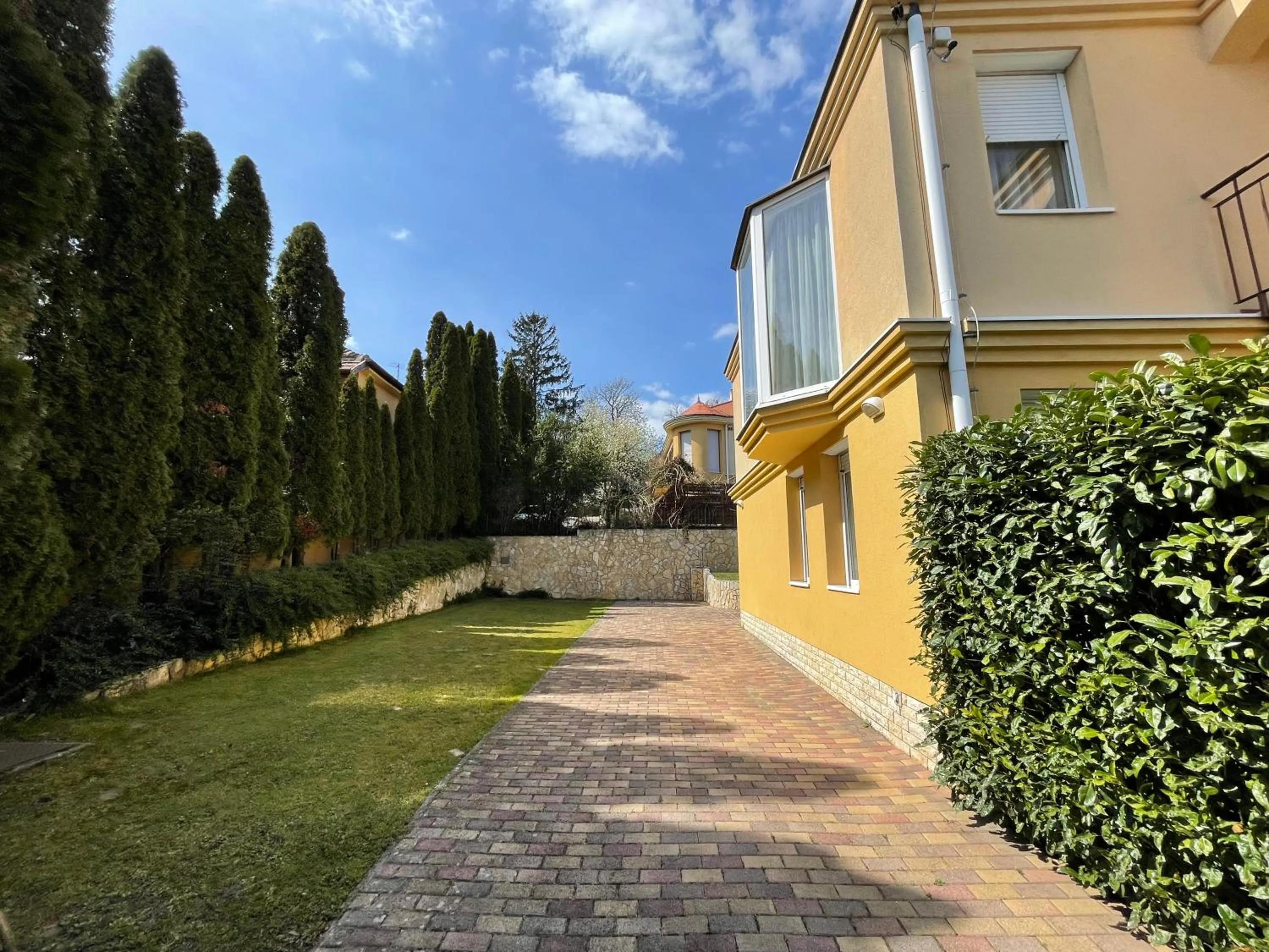 Facade/entrance in Garda Wellness Apartmanház