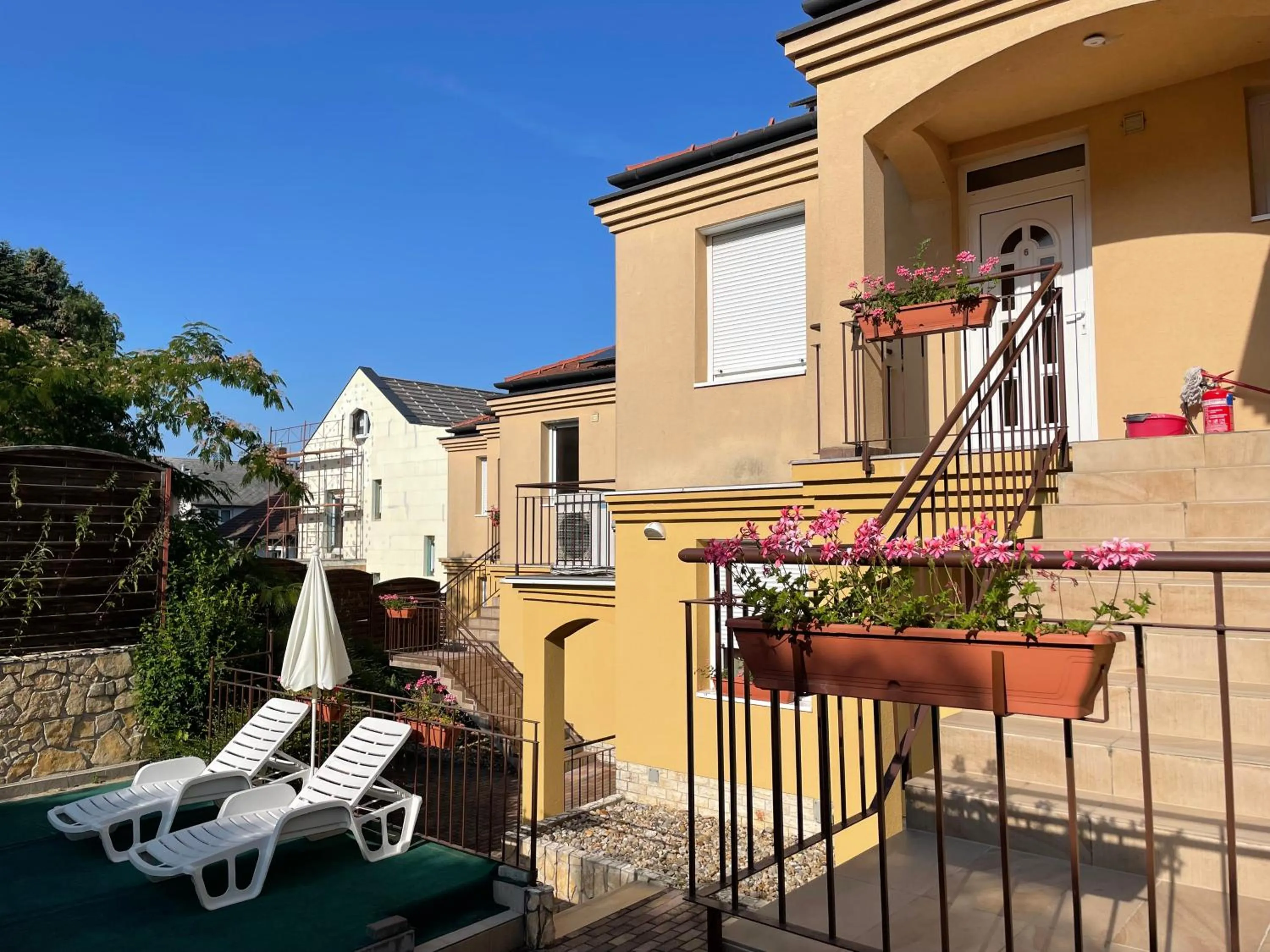 Property building in Garda Wellness Apartmanház