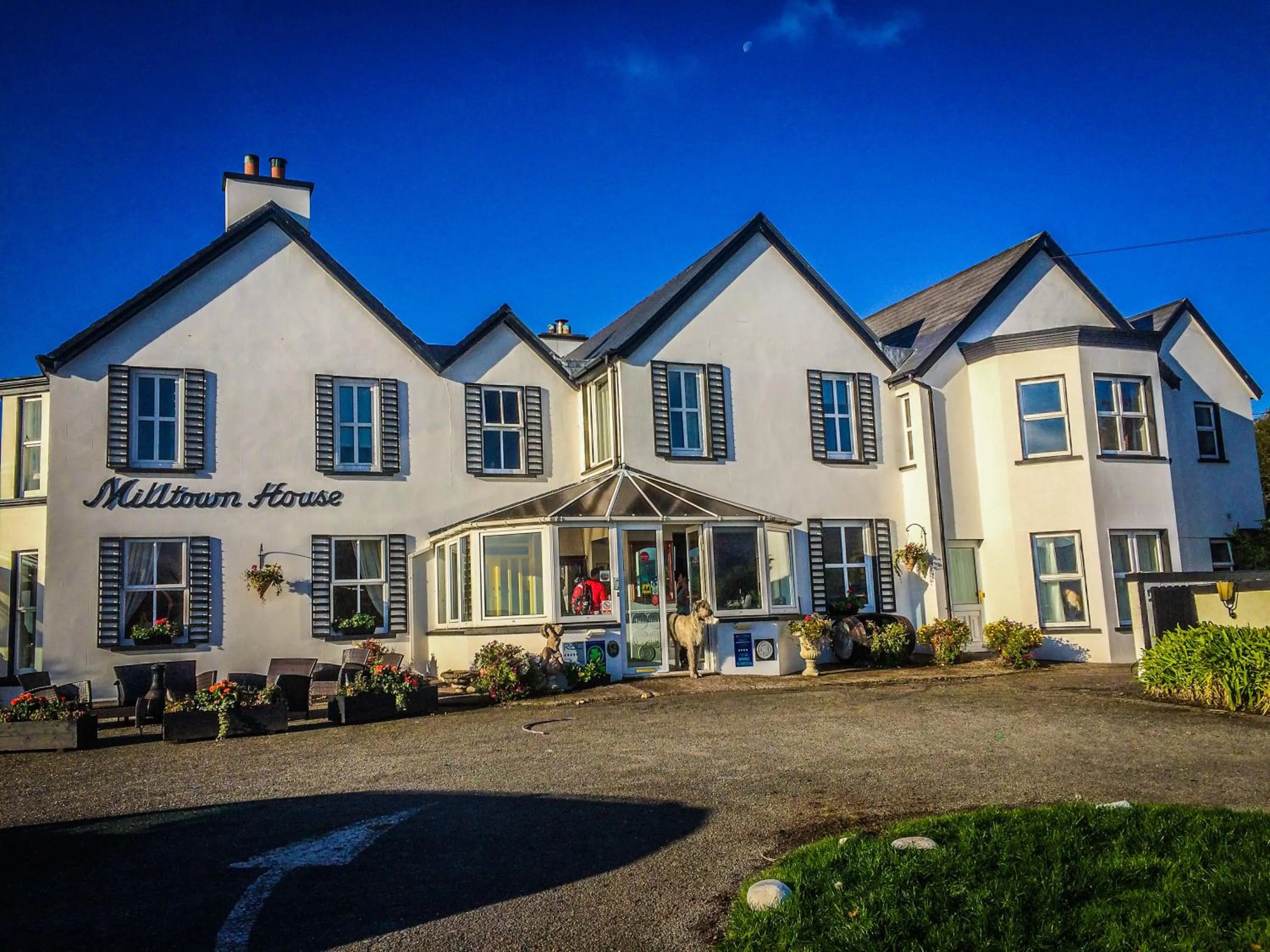 Facade/entrance in Milltown House Dingle