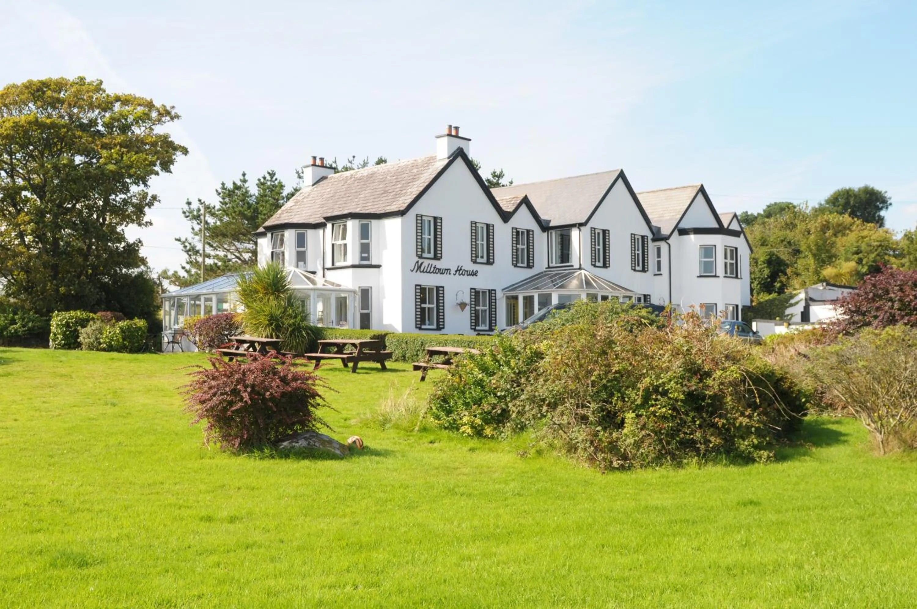 Facade/entrance in Milltown House Dingle