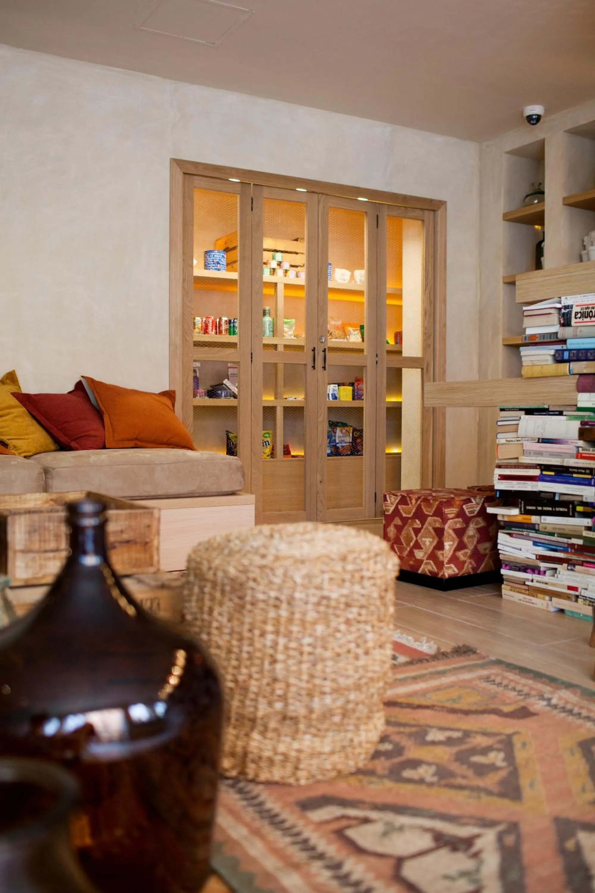 Living room in Toc Hostel Sevilla