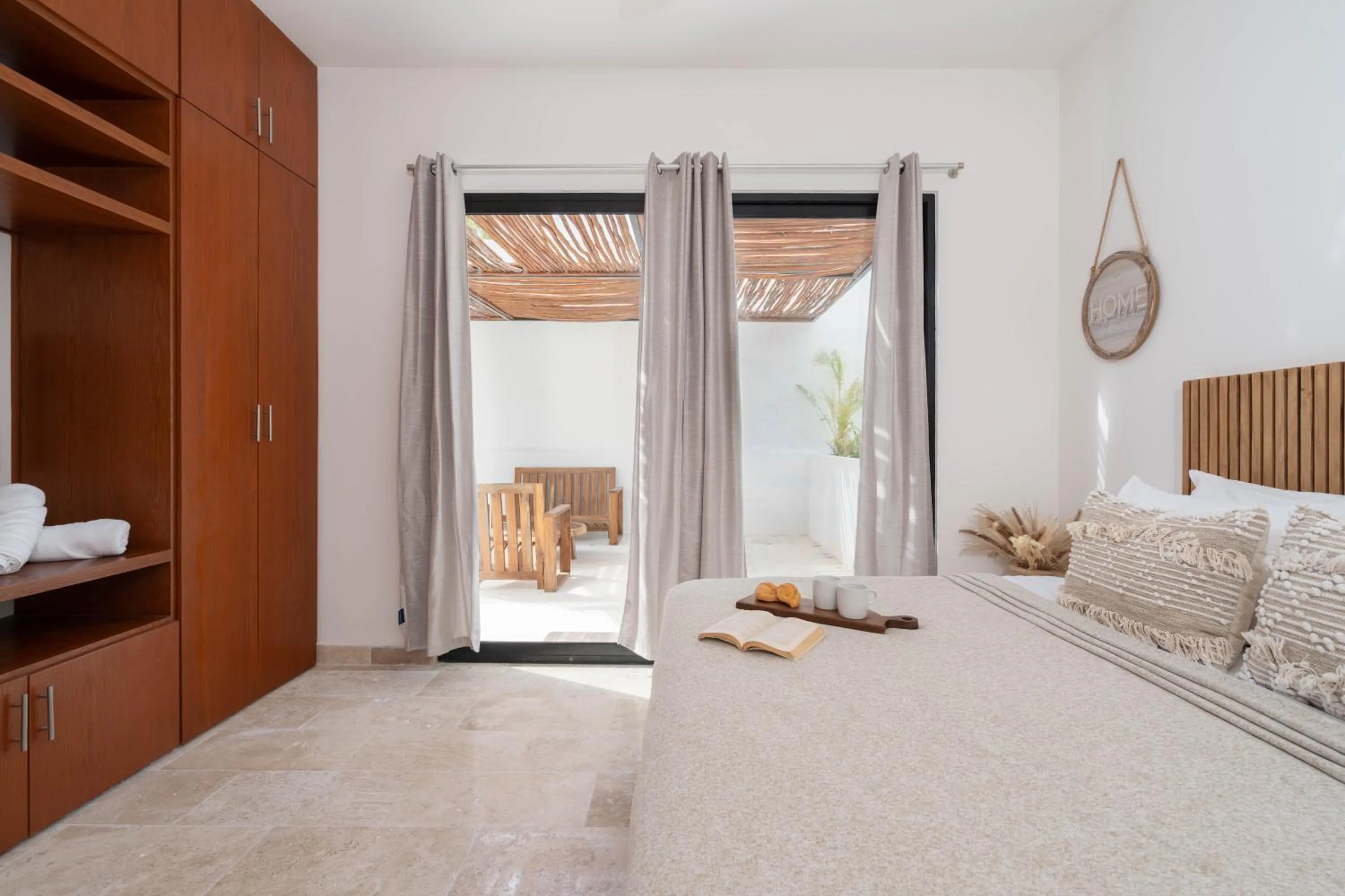 Bed in Tulum Cozy 3 Bedrooms Townhome-Centrally Located-Gated-WIFI