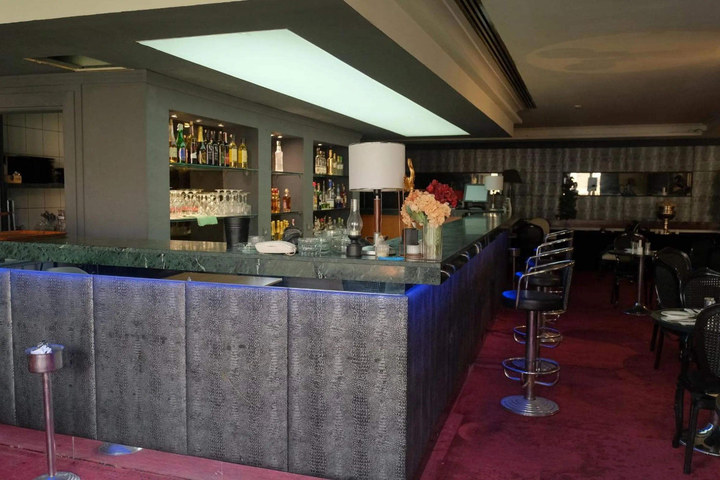 Lounge or bar in The Green Park Bostancı