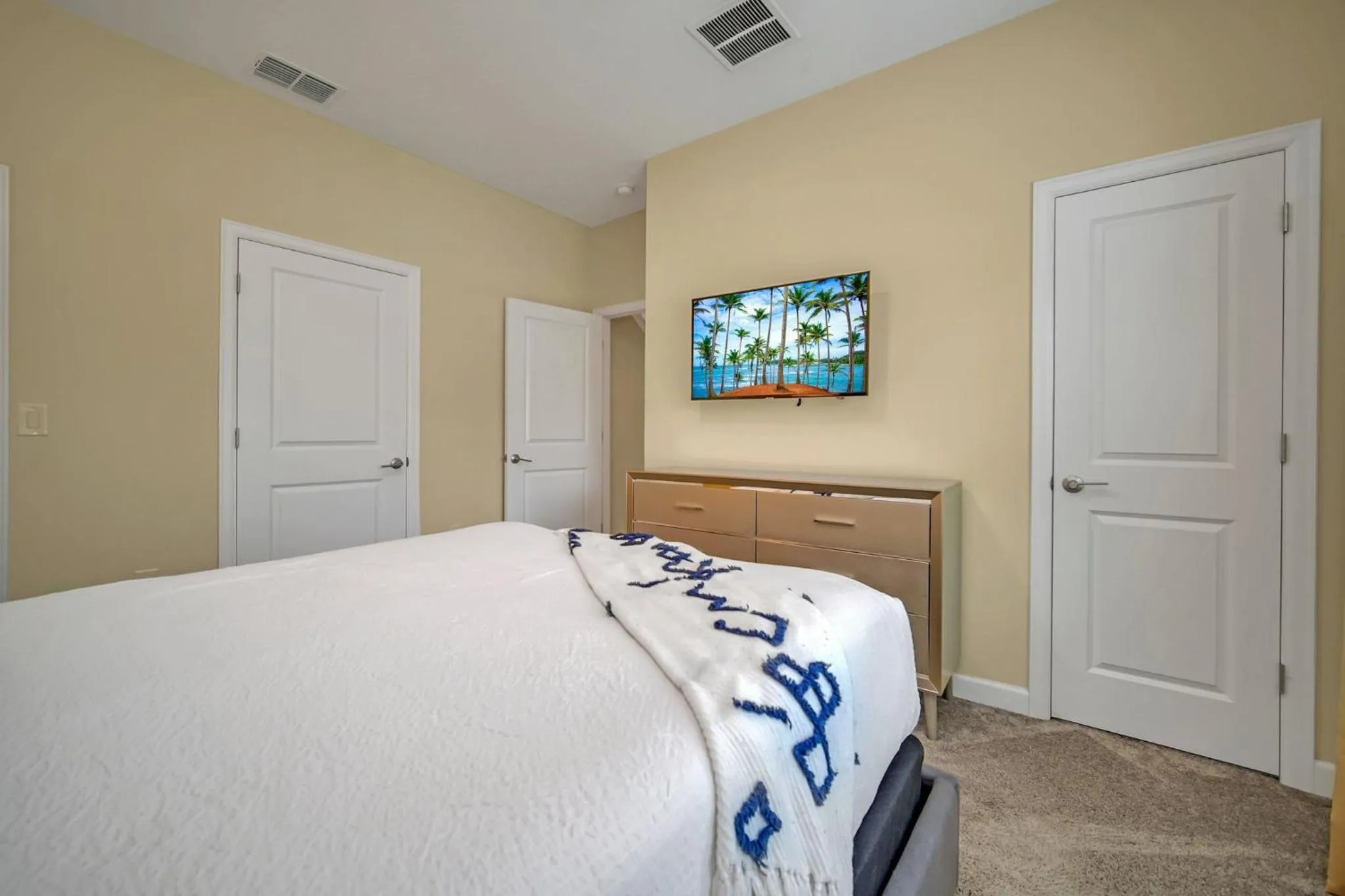 Bed in 600 Pebble Beach Drive