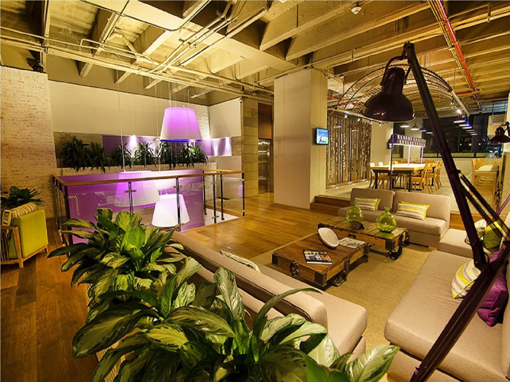 Lobby or reception in Hotel Bari Bucaramanga By OxoHotel