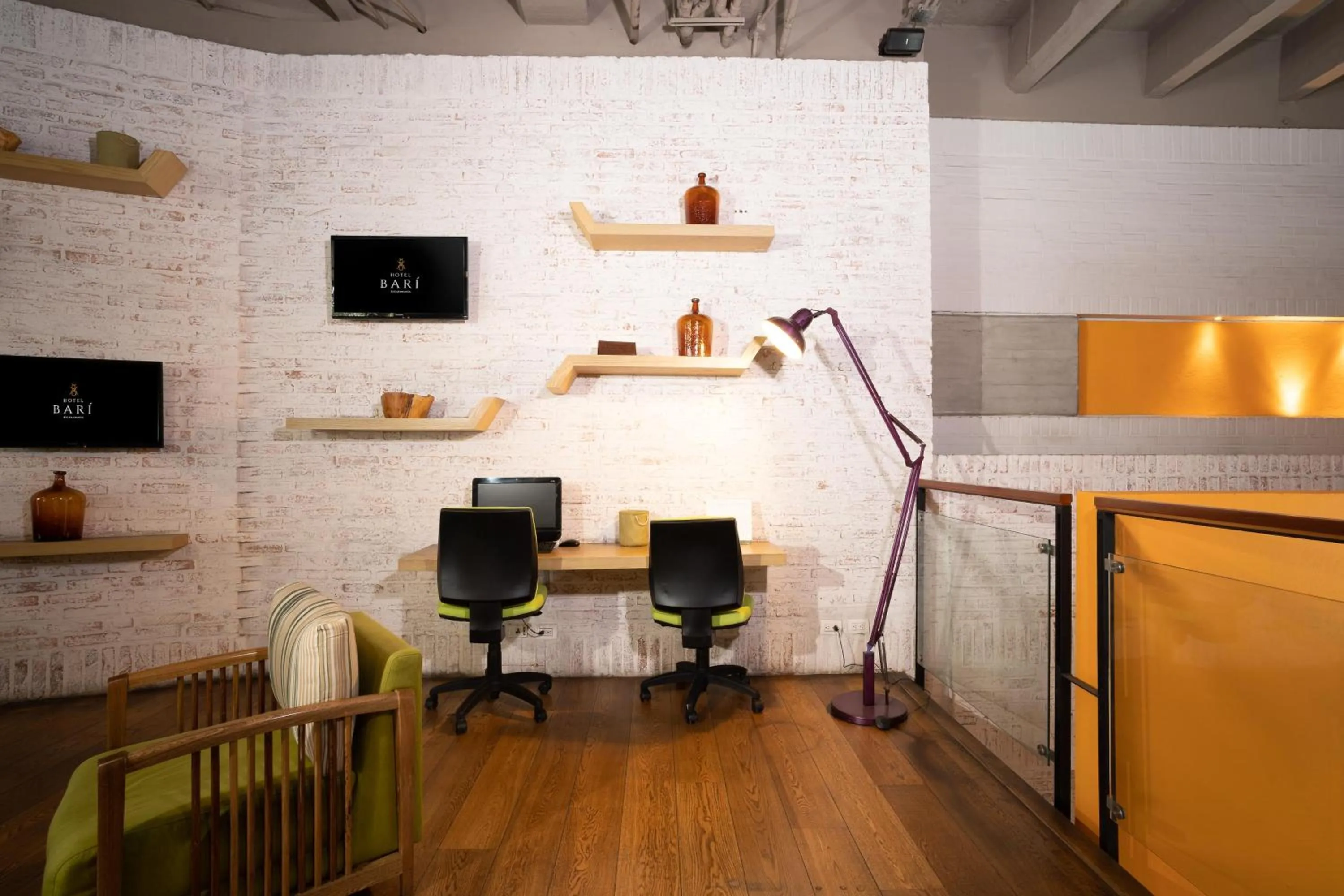 Living room in Hotel Bari Bucaramanga By OxoHotel