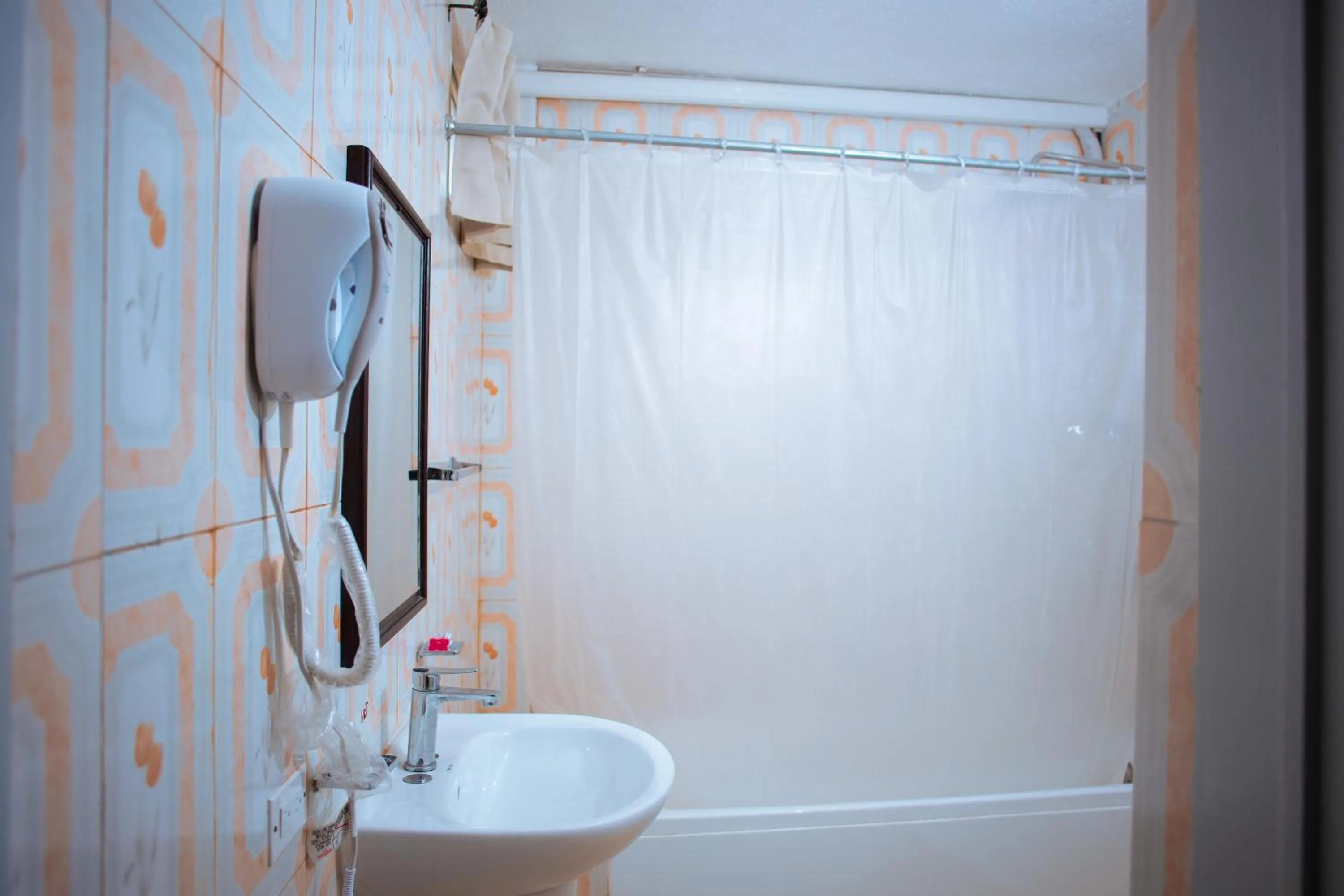 Toilet in La Pepiniere Hotel