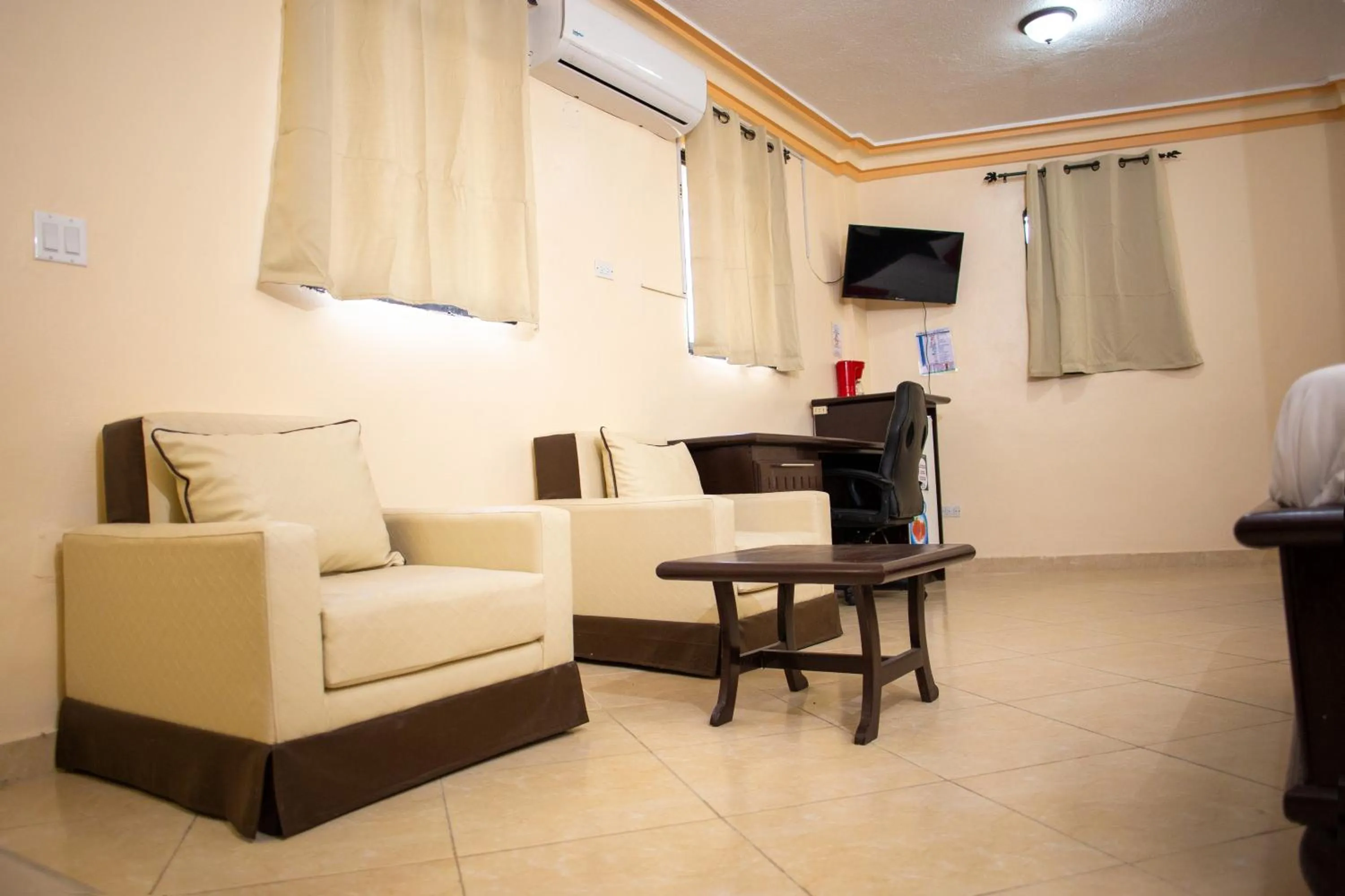 Dining area in La Pepiniere Hotel