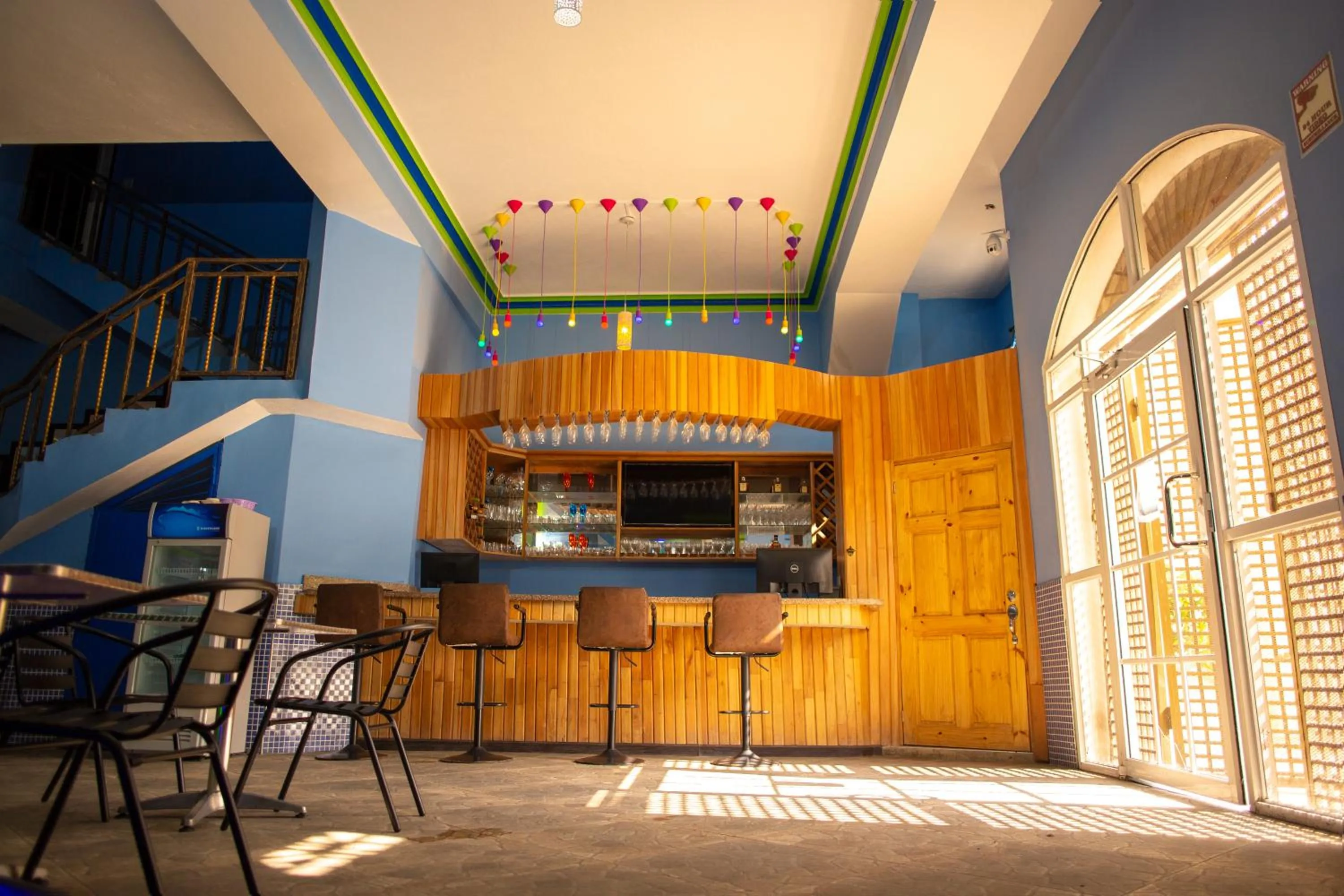 Restaurant/places to eat in La Pepiniere Hotel