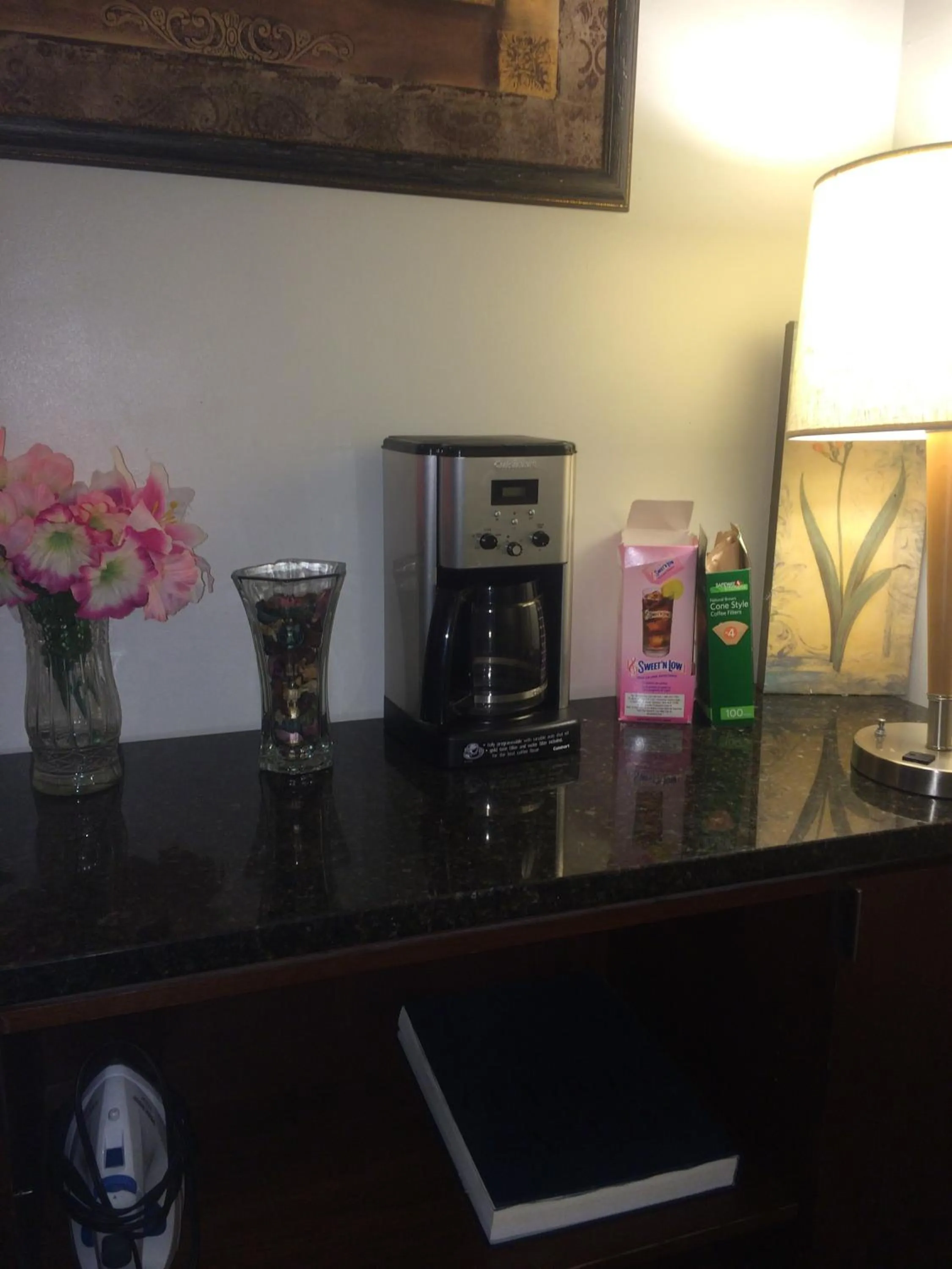 Lobby or reception in DC International Hostel 1