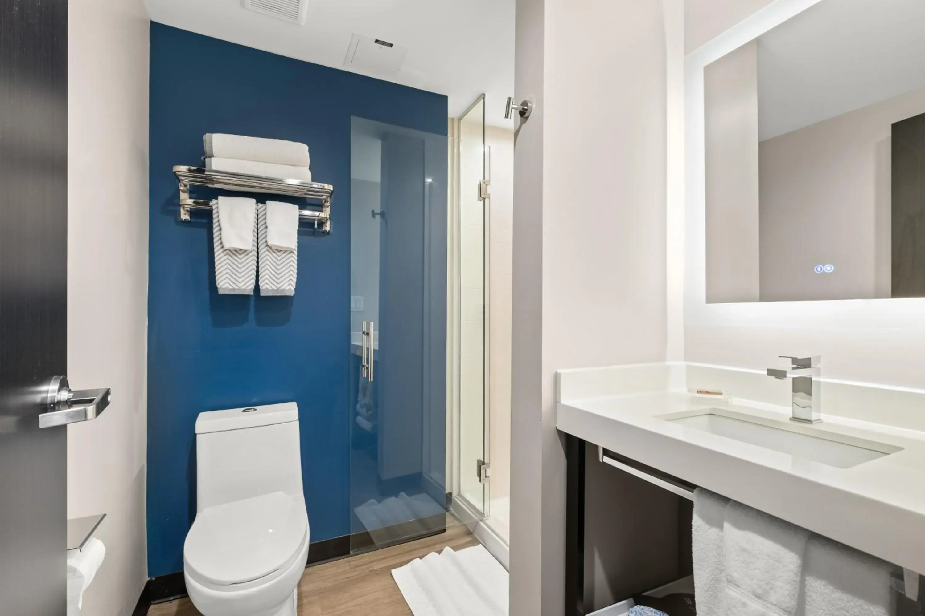 Quadruple Room with Two Queen Beds - Non Smoking in Cambria Hotel Orlando near Universal Theme Parks Quadruple Room with Two Queen Beds - Non Smoking in Cambria Hotel Orlando near Universal Theme Parks