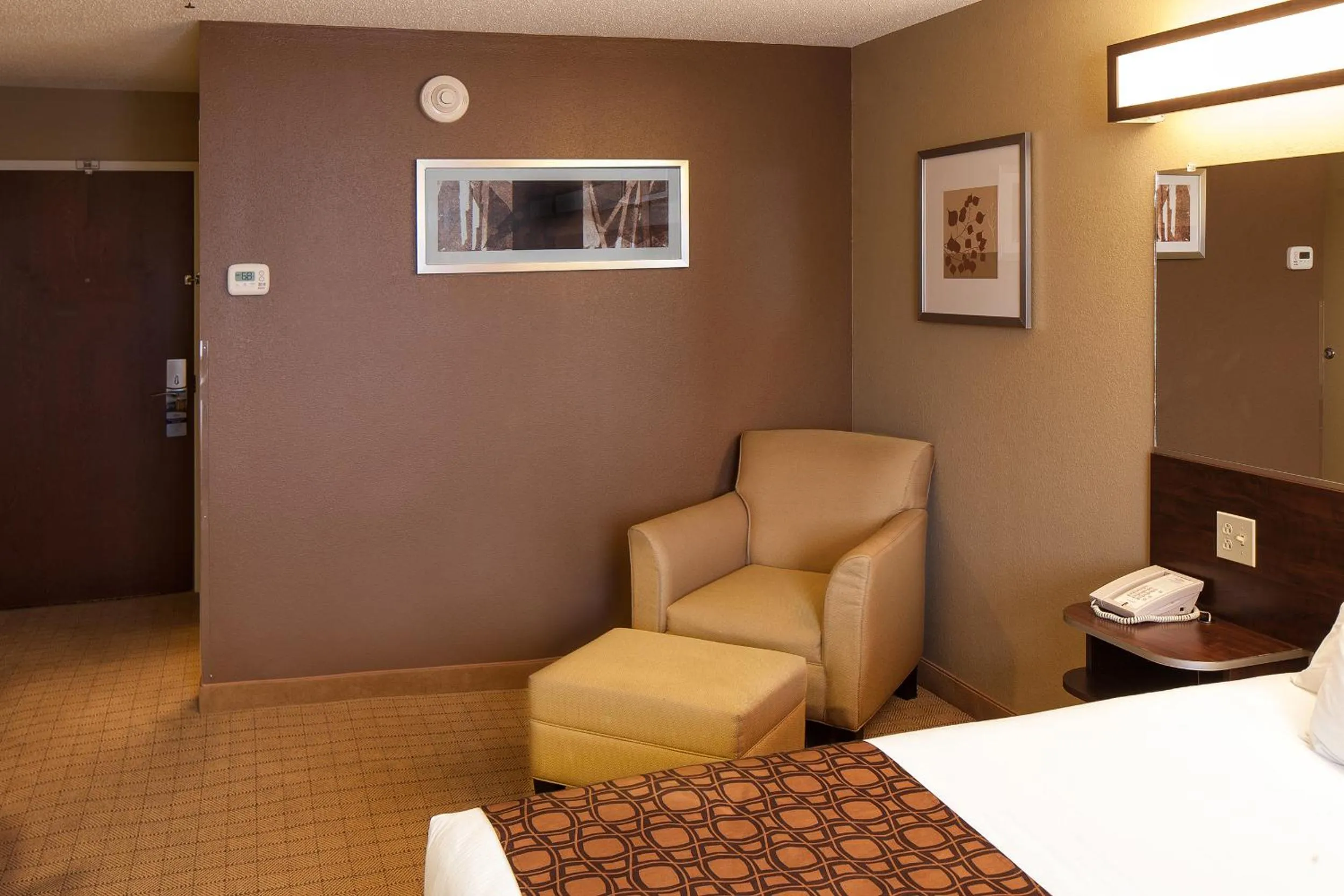 Microtel Inn & Suites by Wyndham St Clairsville - Wheeling