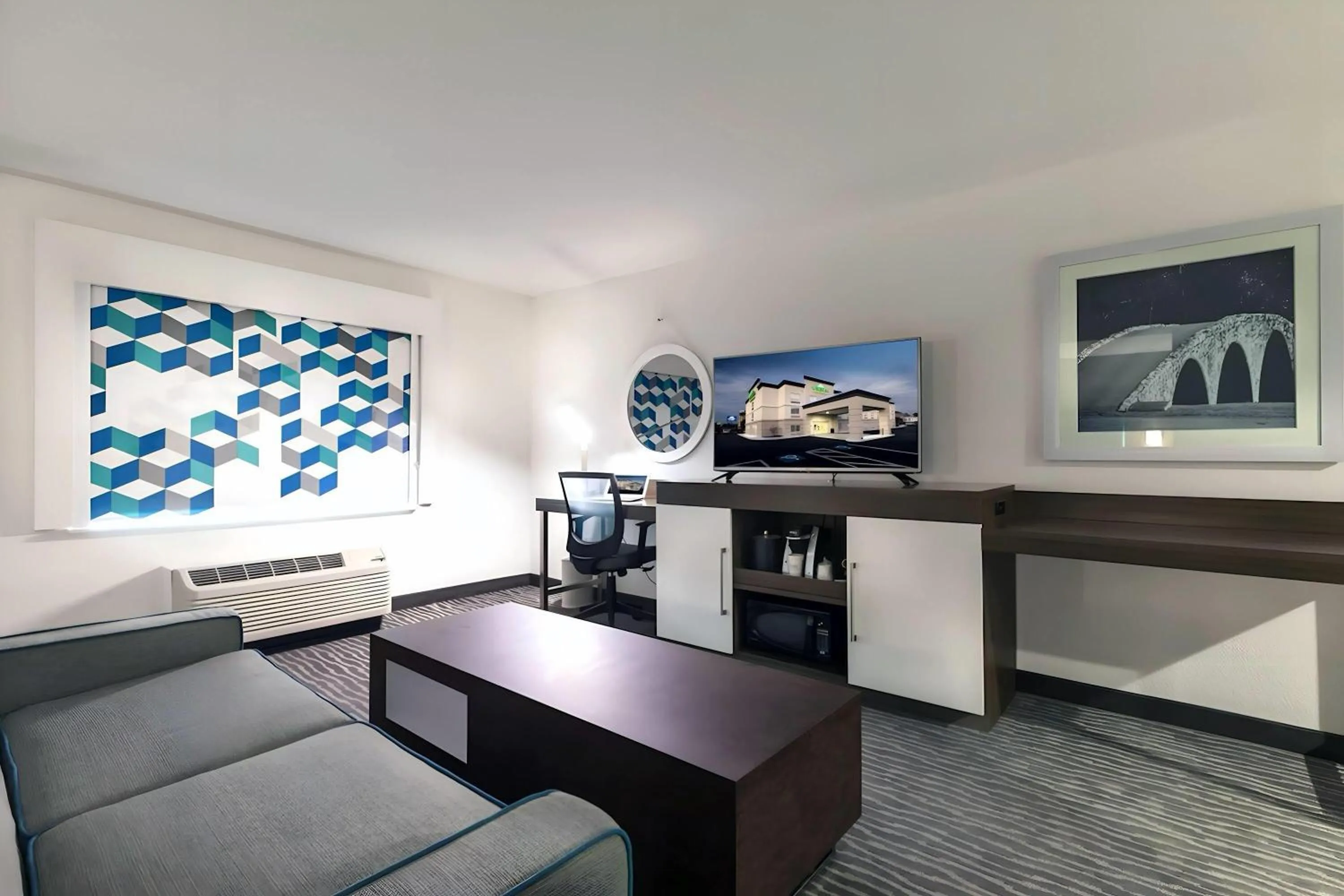 Photo of the whole room in Wingate Augusta Washington Road by Wyndham