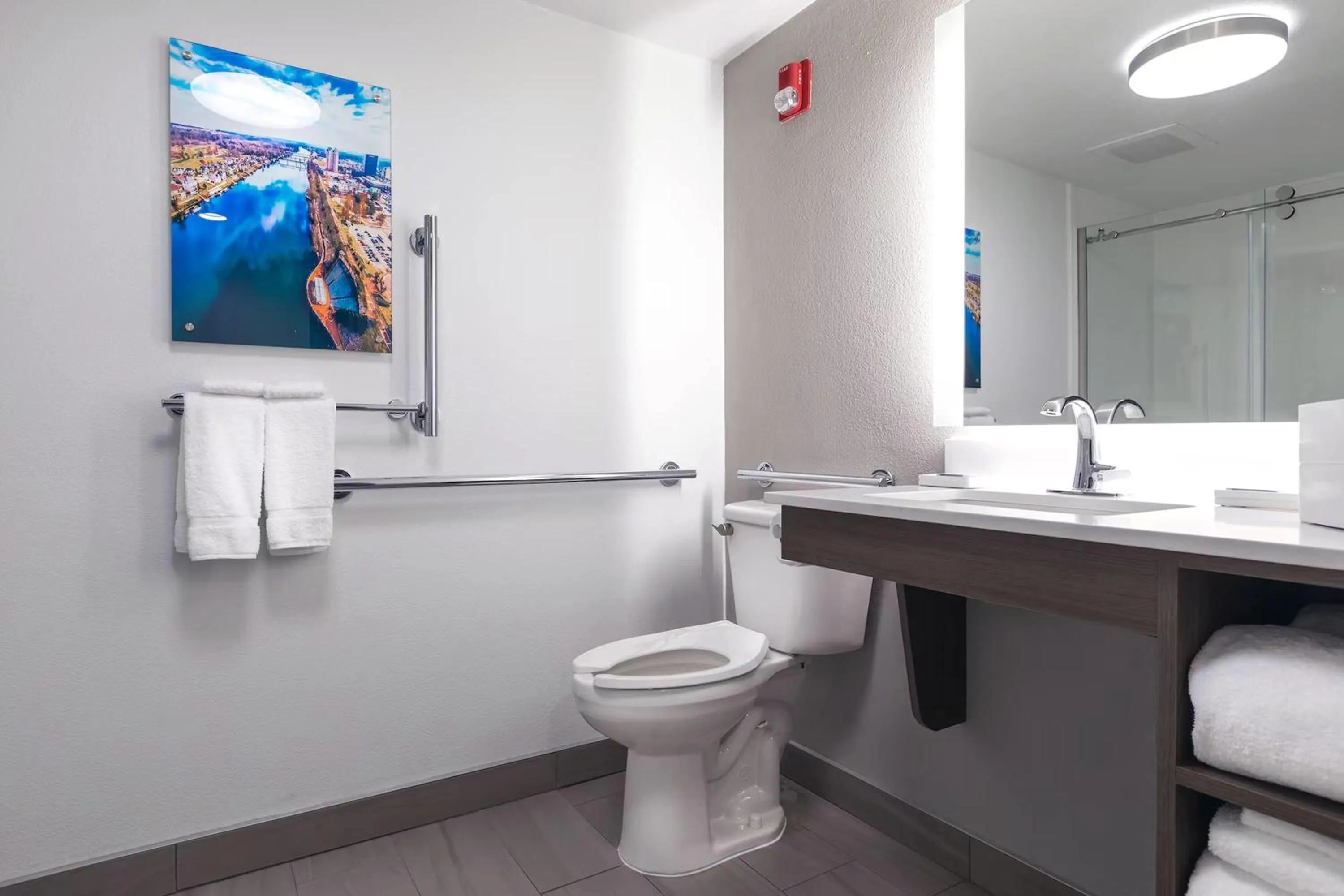 Bathroom in Wingate Augusta Washington Road by Wyndham