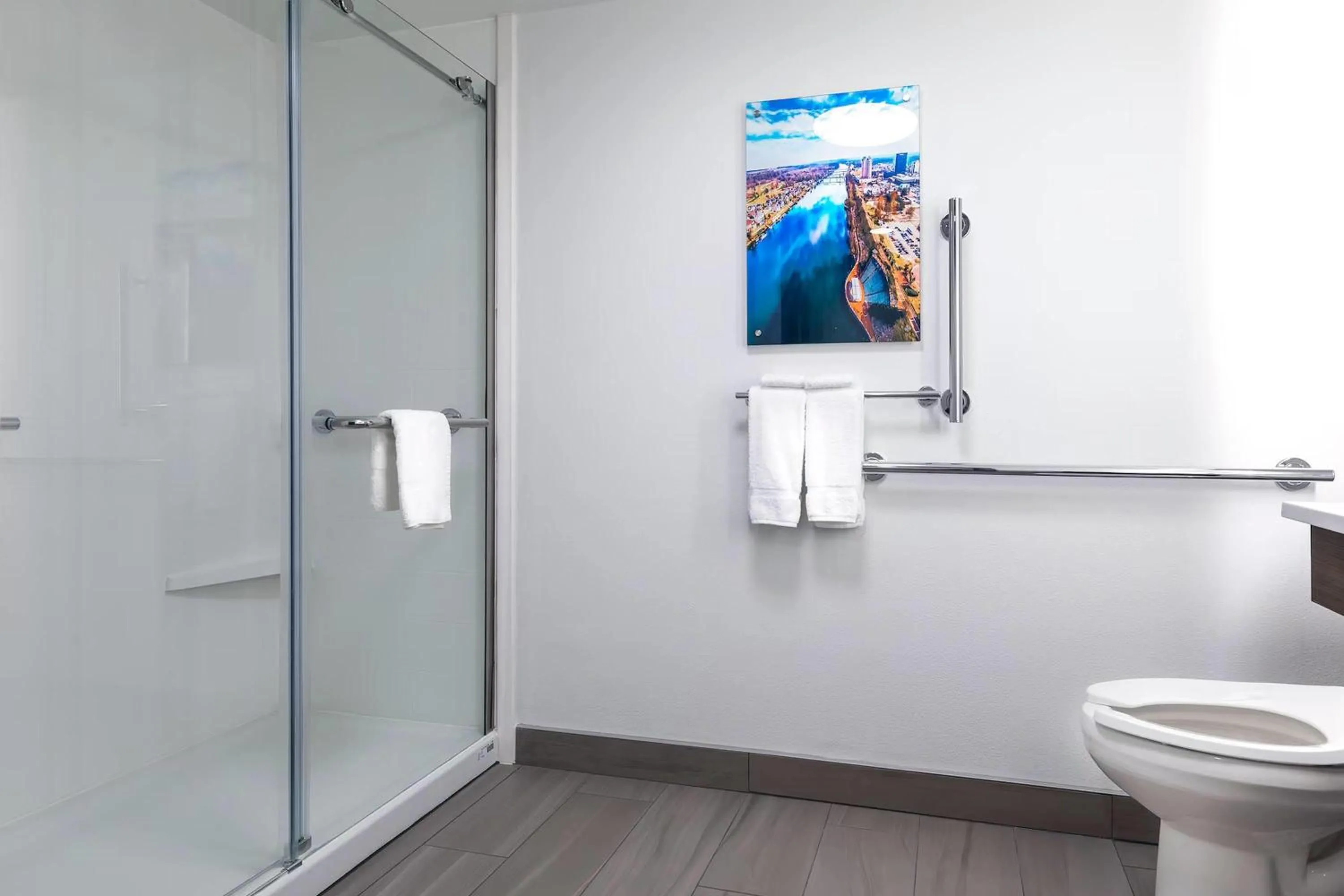 Bathroom in Wingate Augusta Washington Road by Wyndham