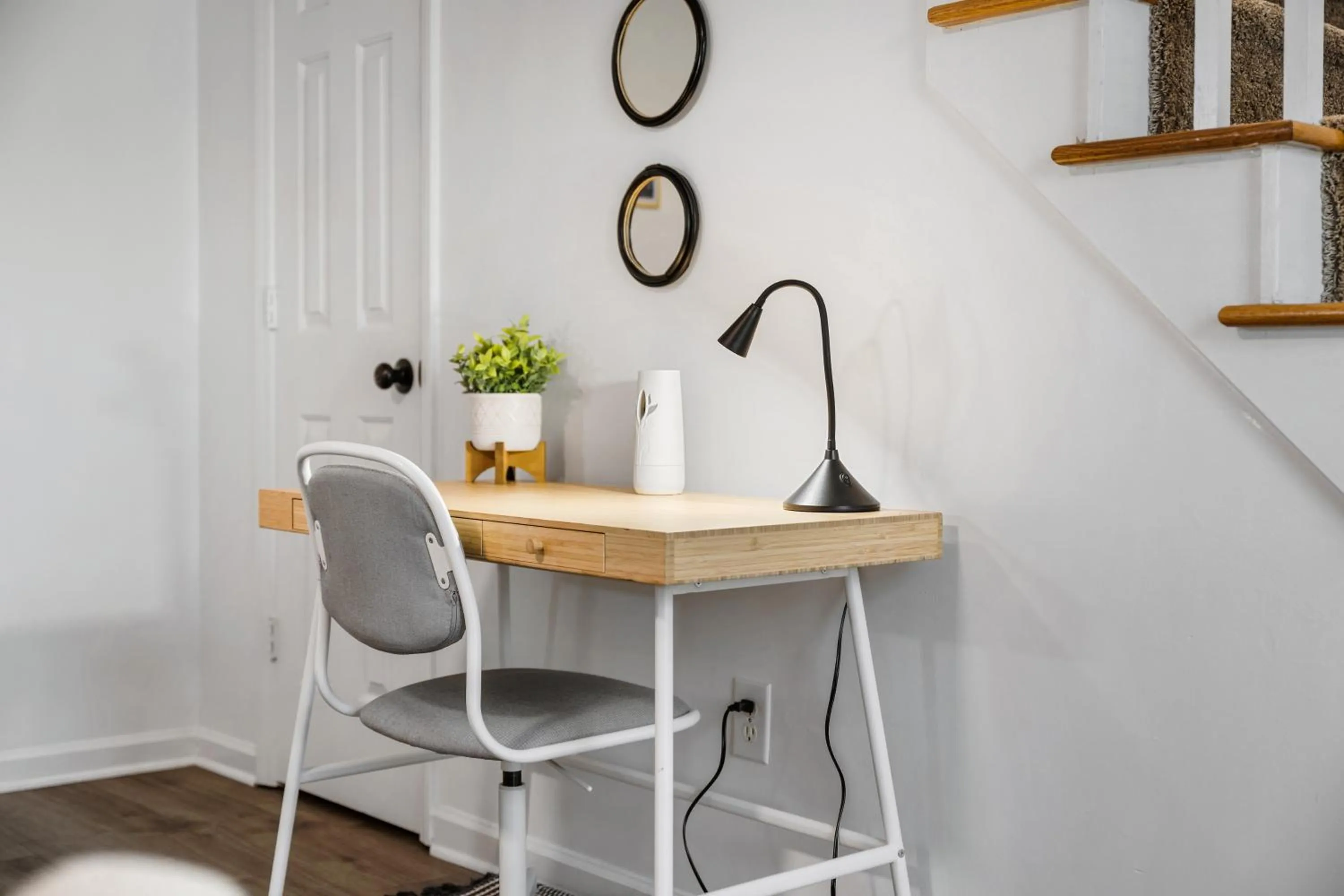 Business facilities in DTGem-SelfCheckin-RainShower-300M-Parking-Walkable