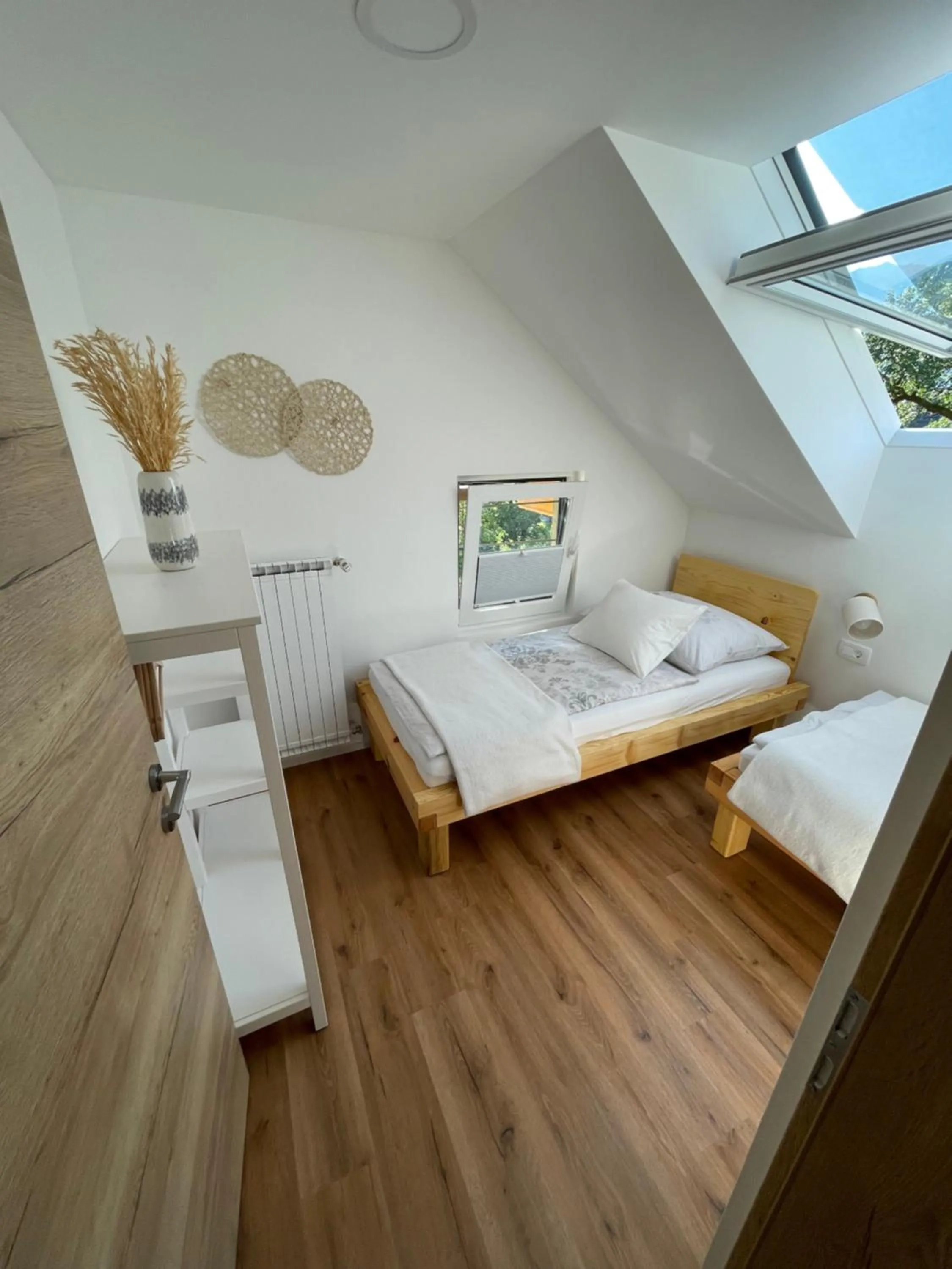 Bed in Apartma Guide 360