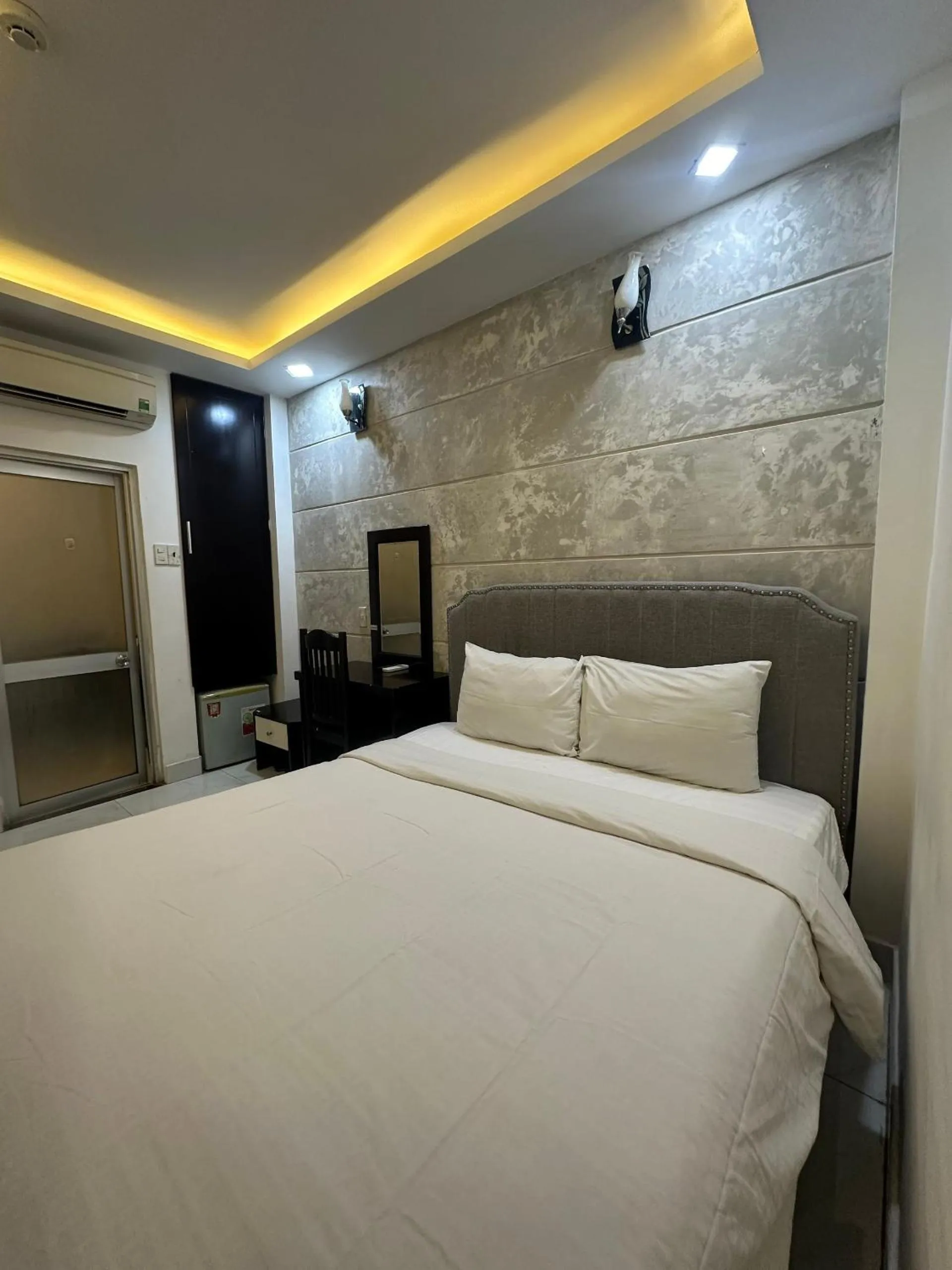 Bedroom, Bed in Nicecy Daily - Bui Vien Walking Street