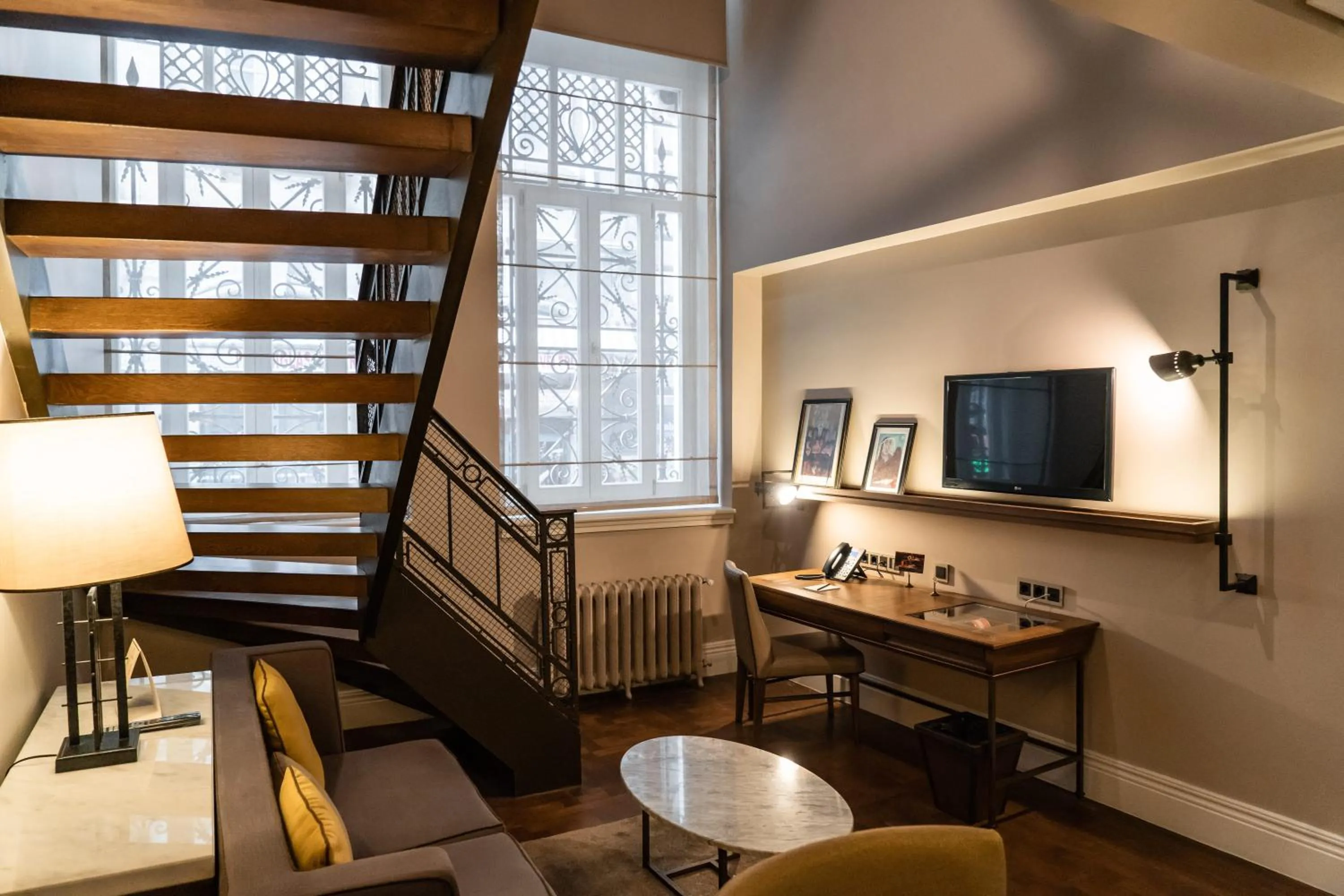 Deluxe Duplex King Room in The Bank Hotel Istanbul, a Member of Design Hotels