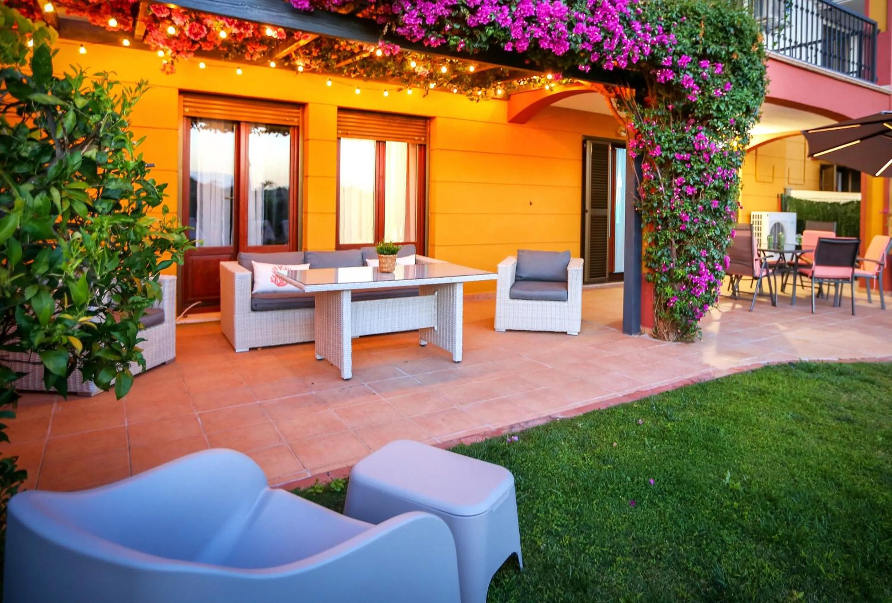 Garden in Pura Villa- Buganvillas Ayamonte
