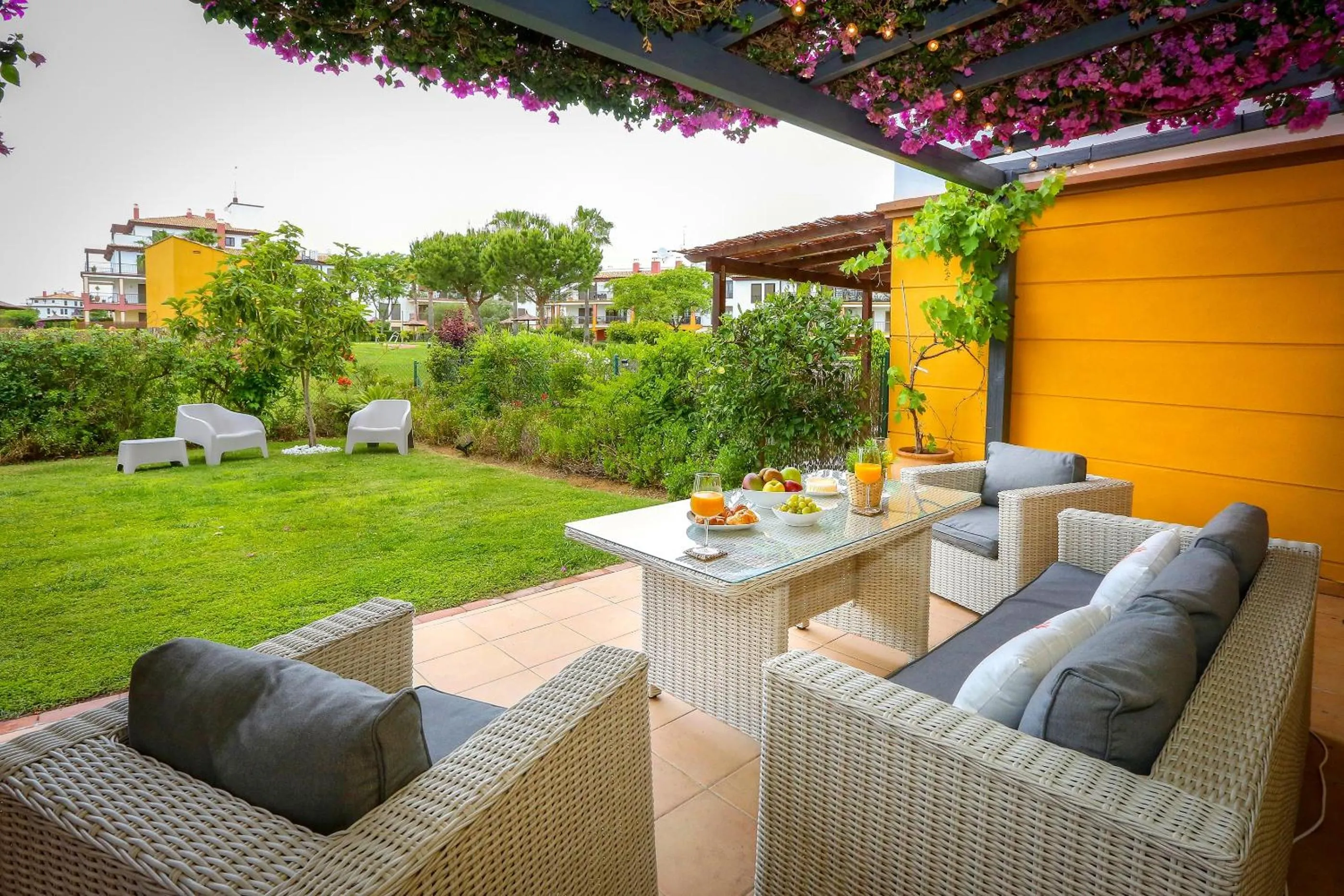 Garden in Pura Villa- Buganvillas Ayamonte
