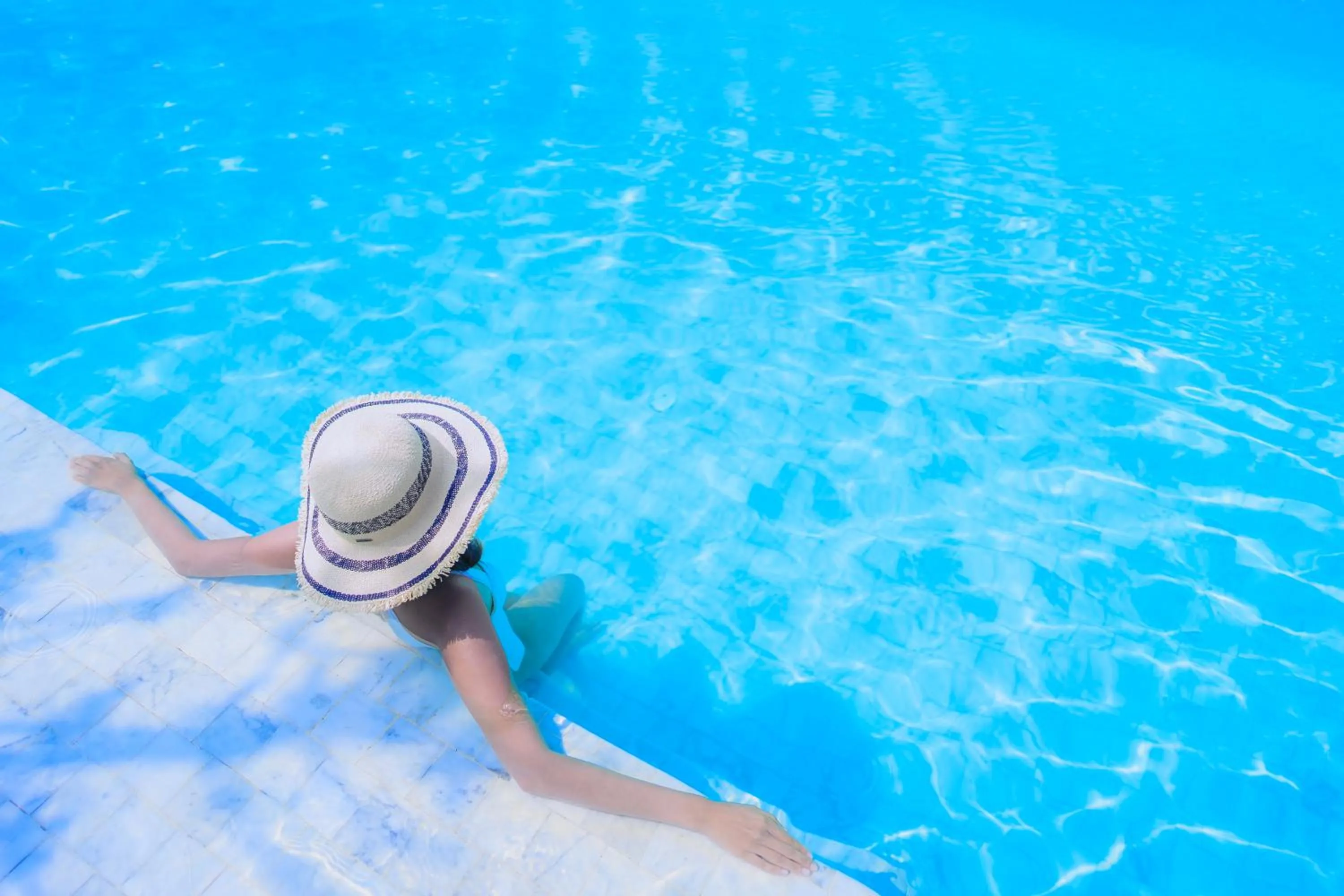 Swimming pool in Pura Villa- Buganvillas Ayamonte