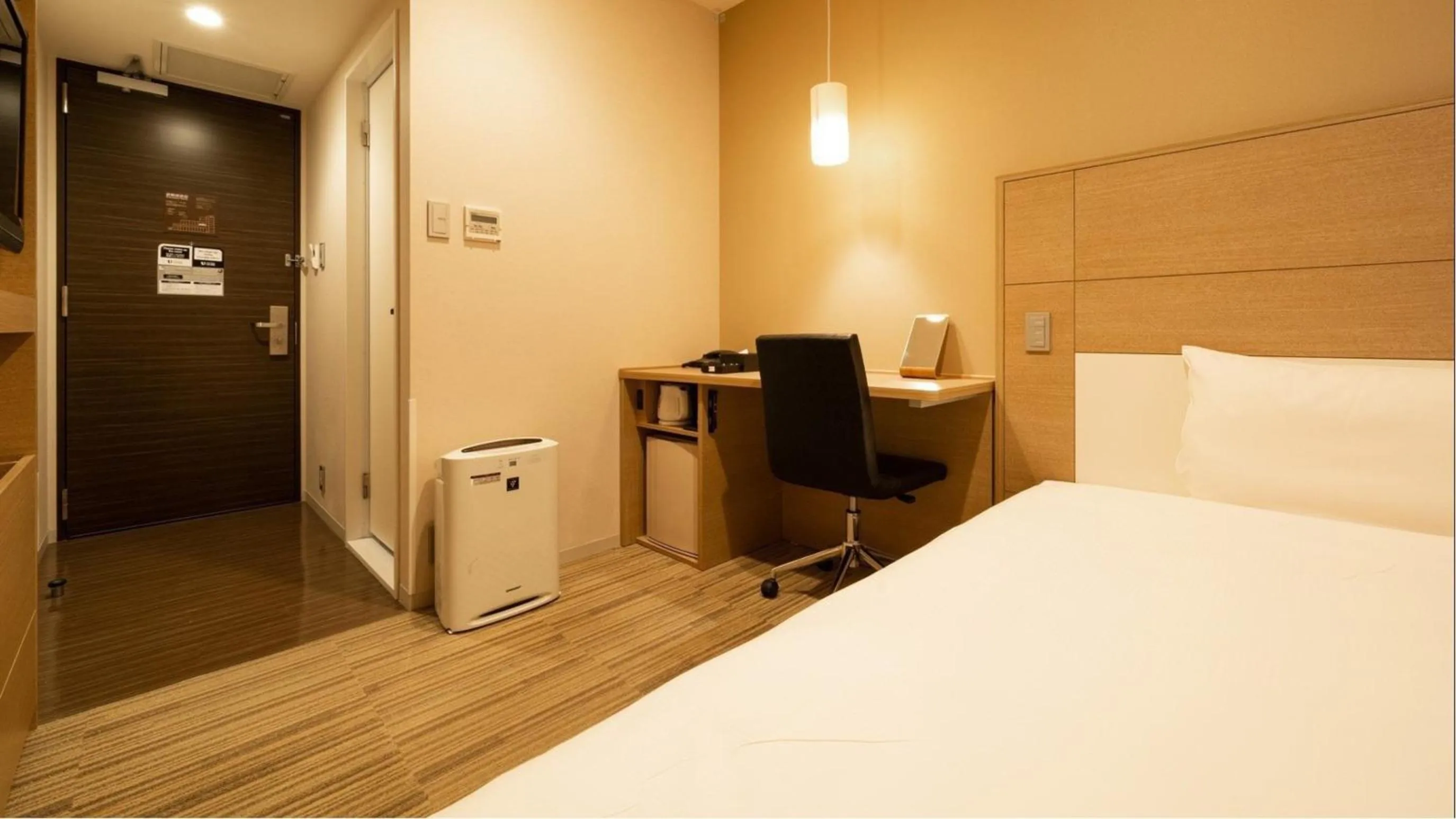 Bedroom, Bed in Via Inn Higashiginza