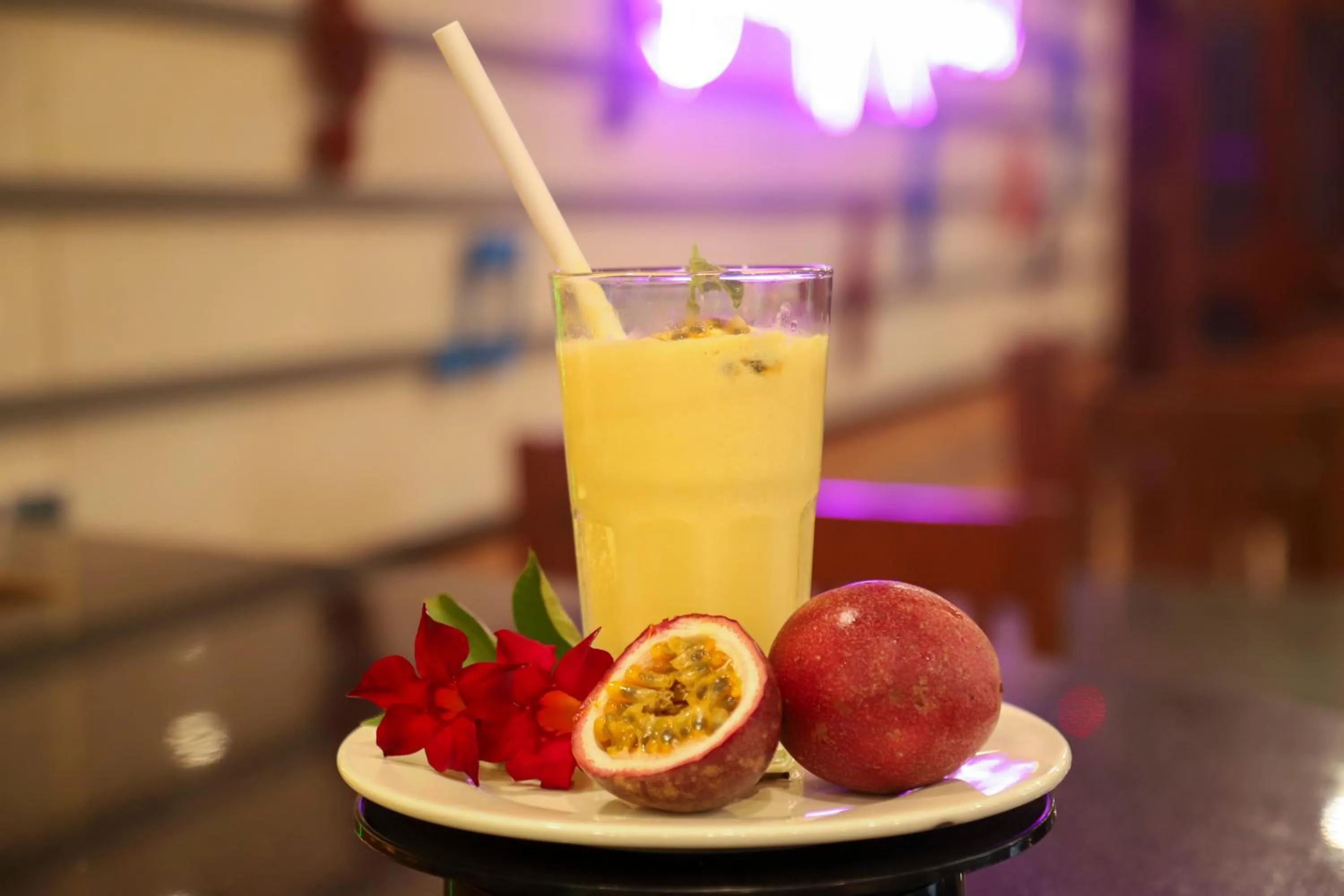 Restaurant/places to eat in MEDDOM Park