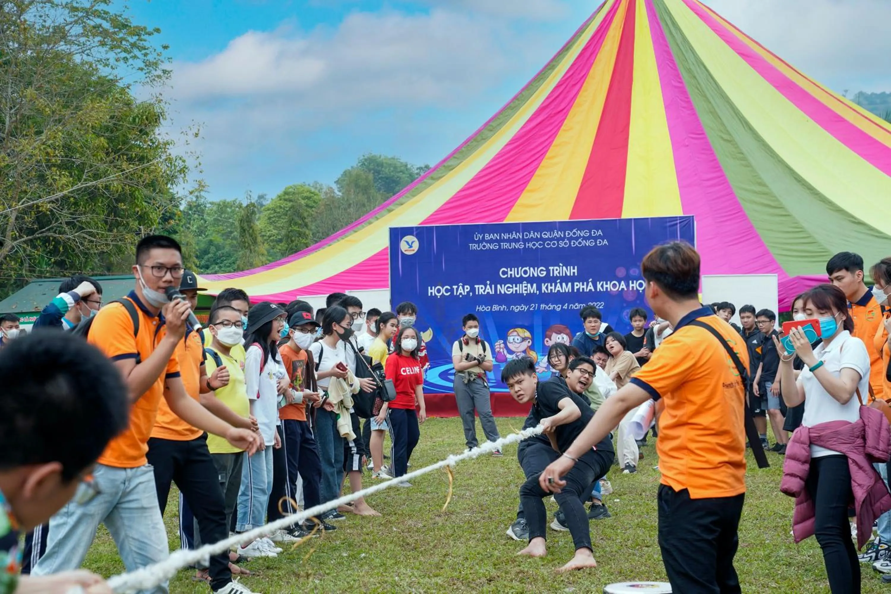 Property building in MEDDOM Park