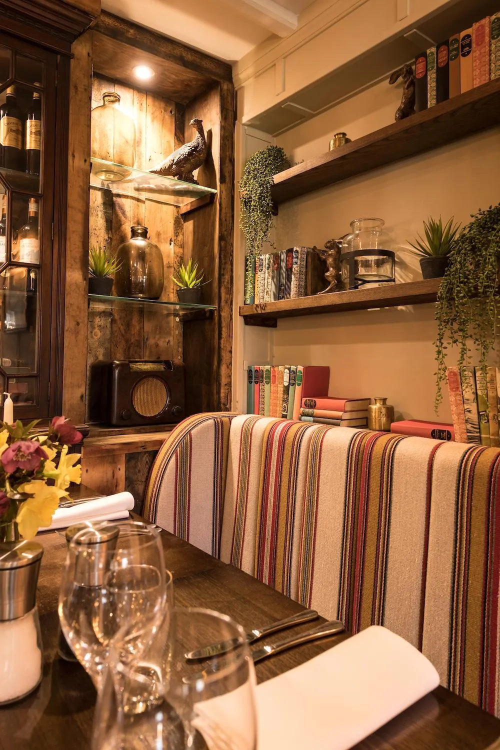 Restaurant/places to eat in The Queen's Arms