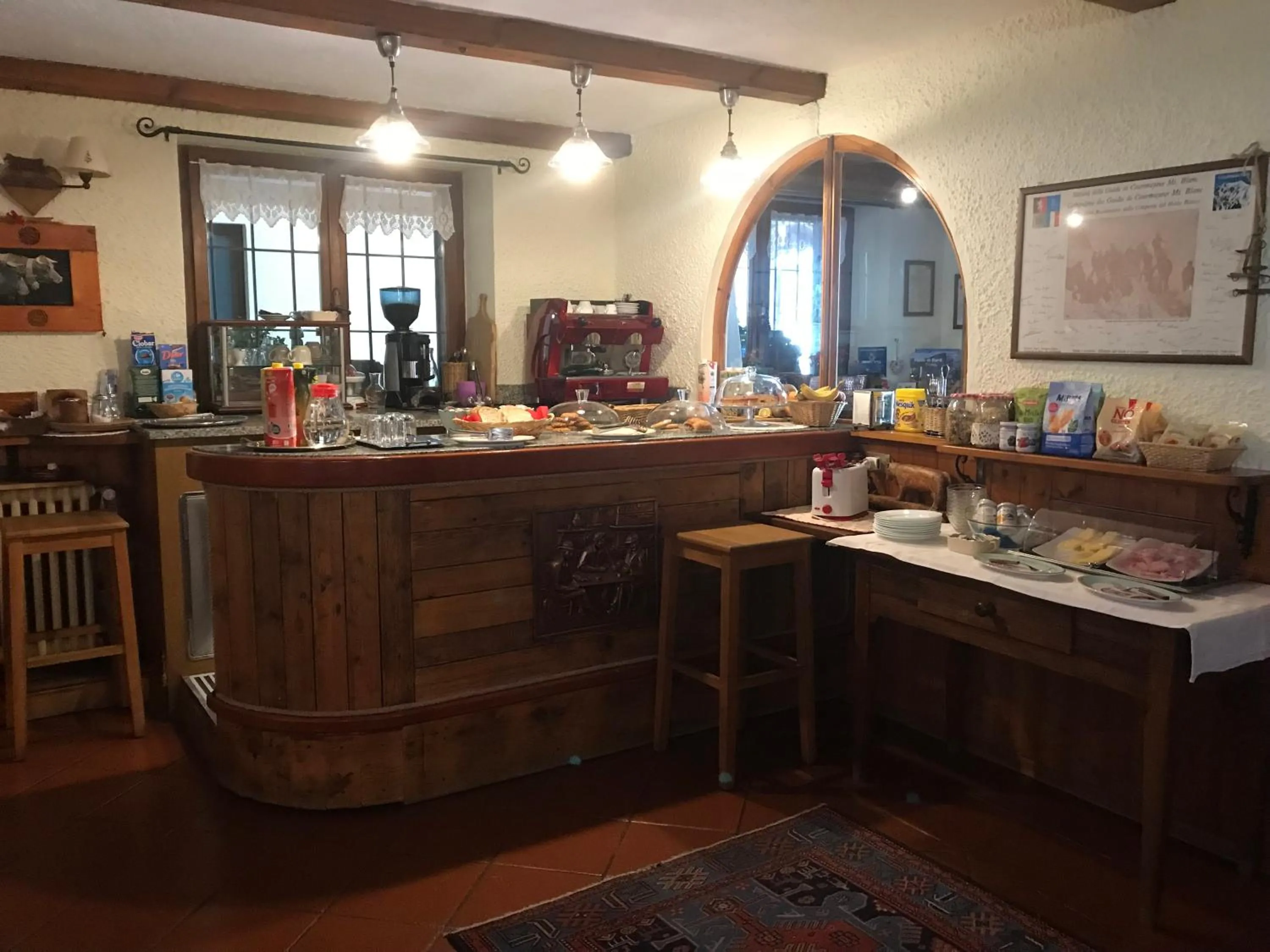 Food and drinks in Maison Laurent