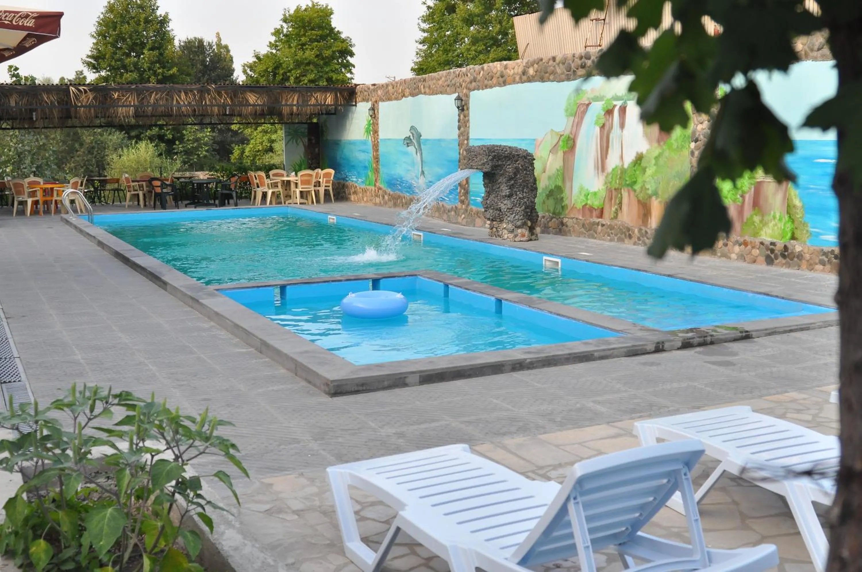 Mayisyan Kamurj Hotel