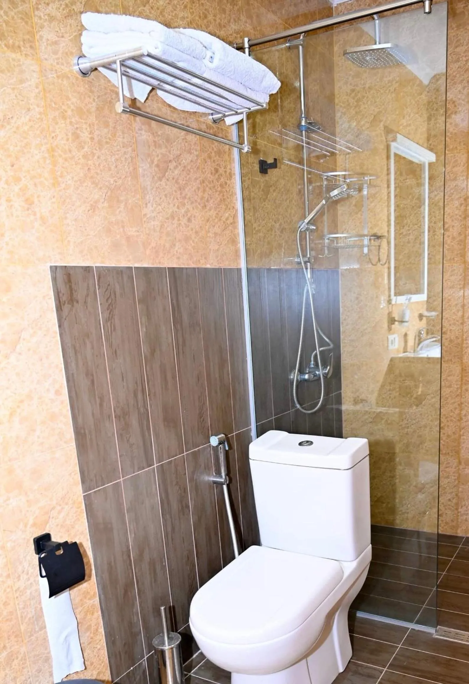 Twin Room with Balcony in Mayisyan Kamurj Hotel