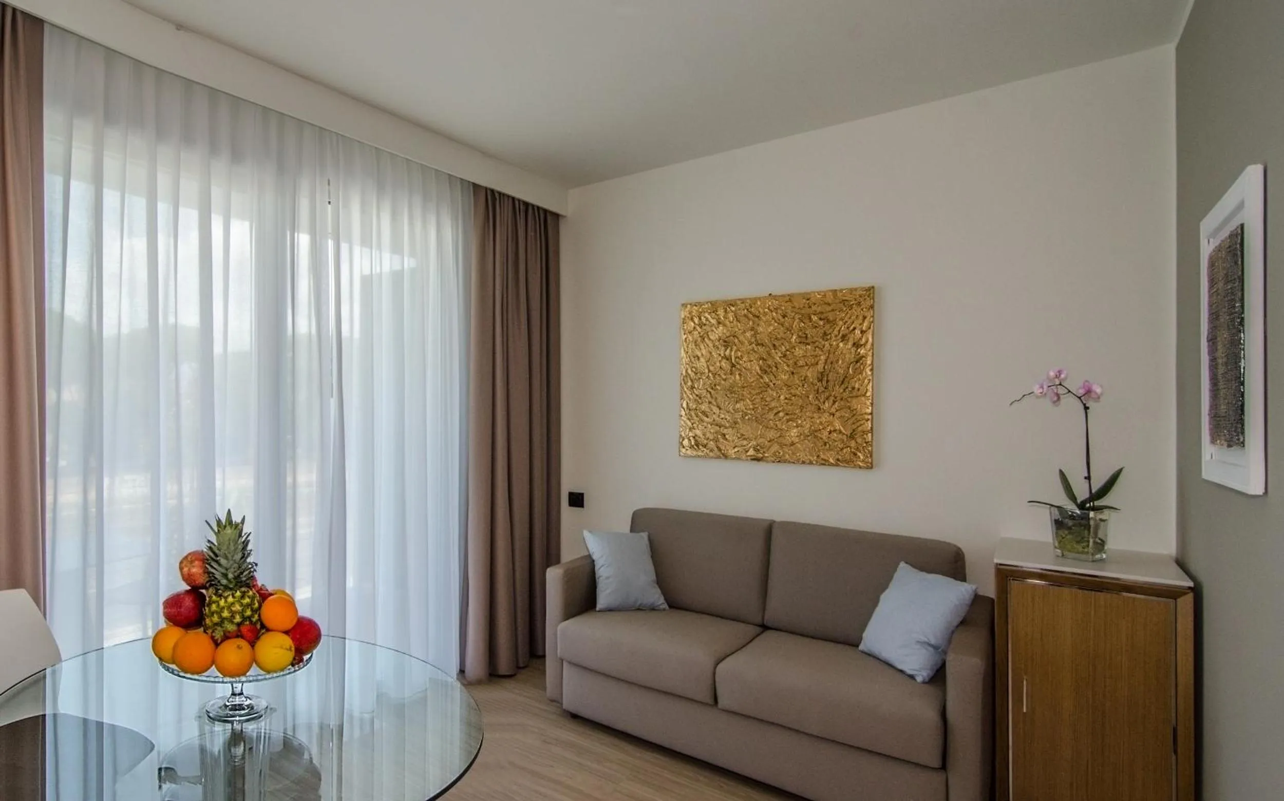 Seating area in Hotel Viareggio