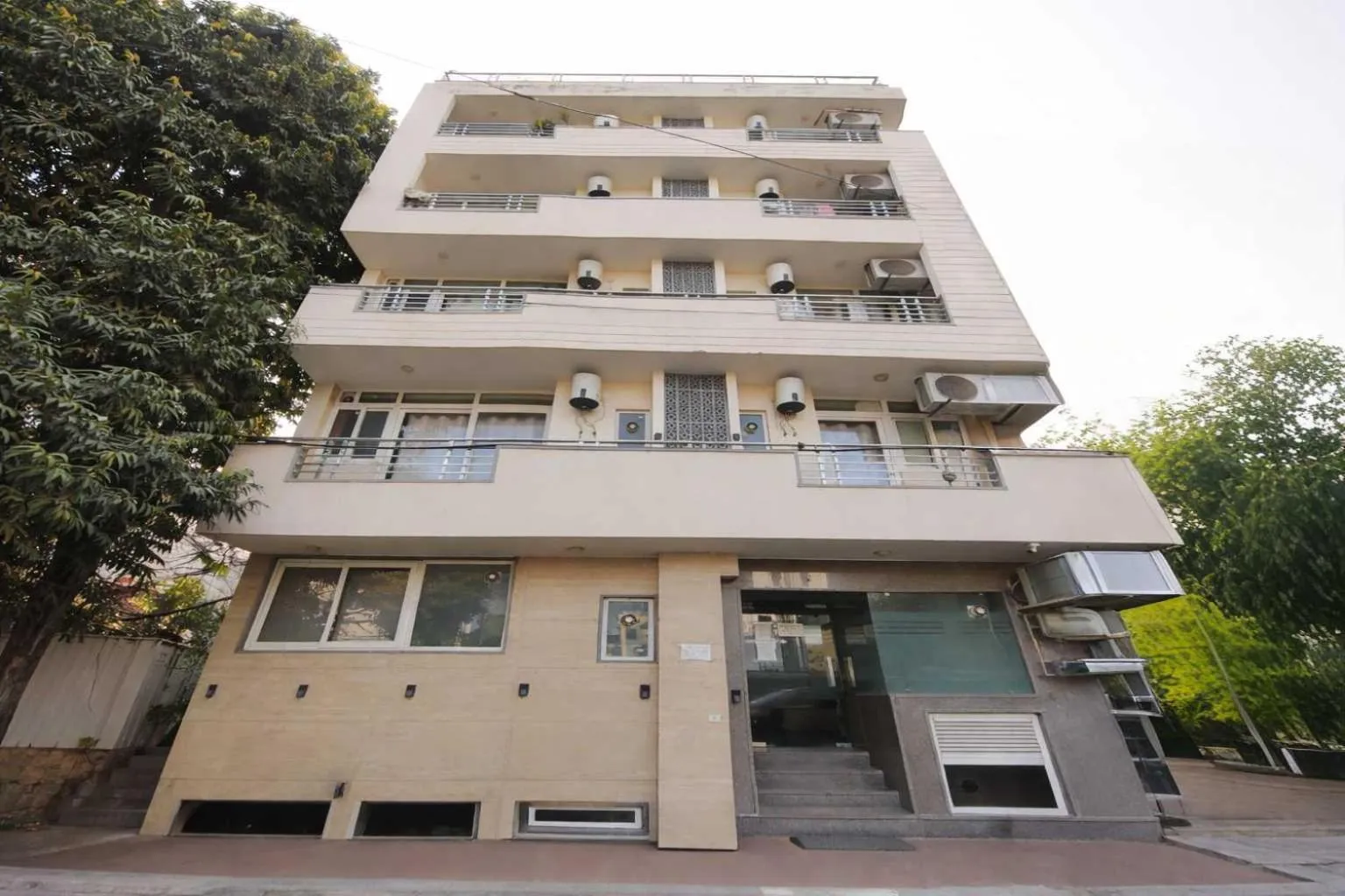 Facade/entrance in Hotel O Daffodils